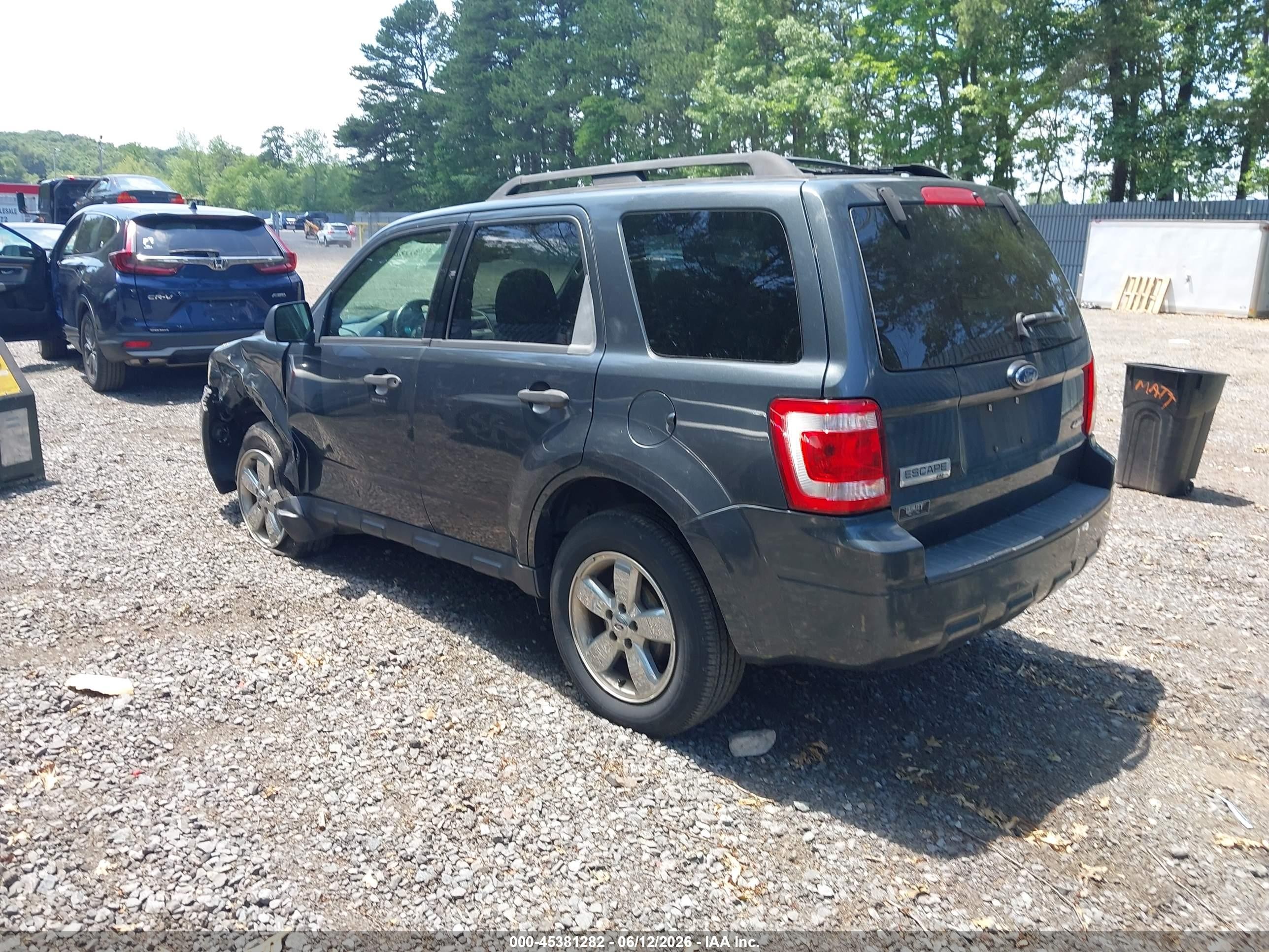 2009 Ford Escape Xlt Серый vin: 1FMCU93GX9KA07601
