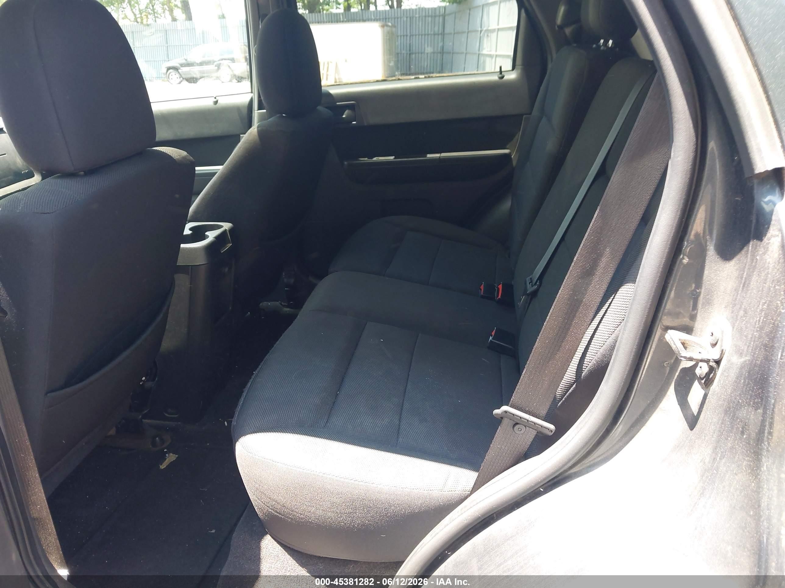 2009 Ford Escape Xlt Серый vin: 1FMCU93GX9KA07601