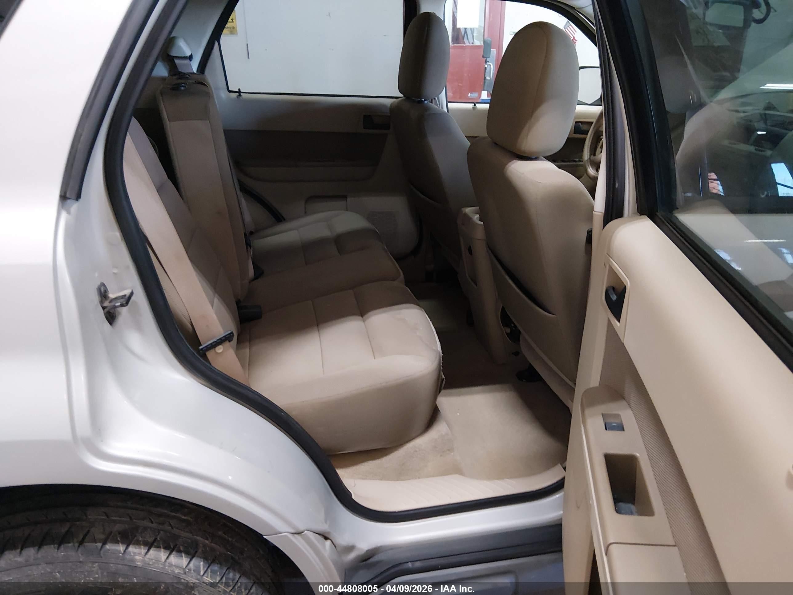 2009 Ford Escape Xlt Gray vin: 1FMCU93GX9KB96654