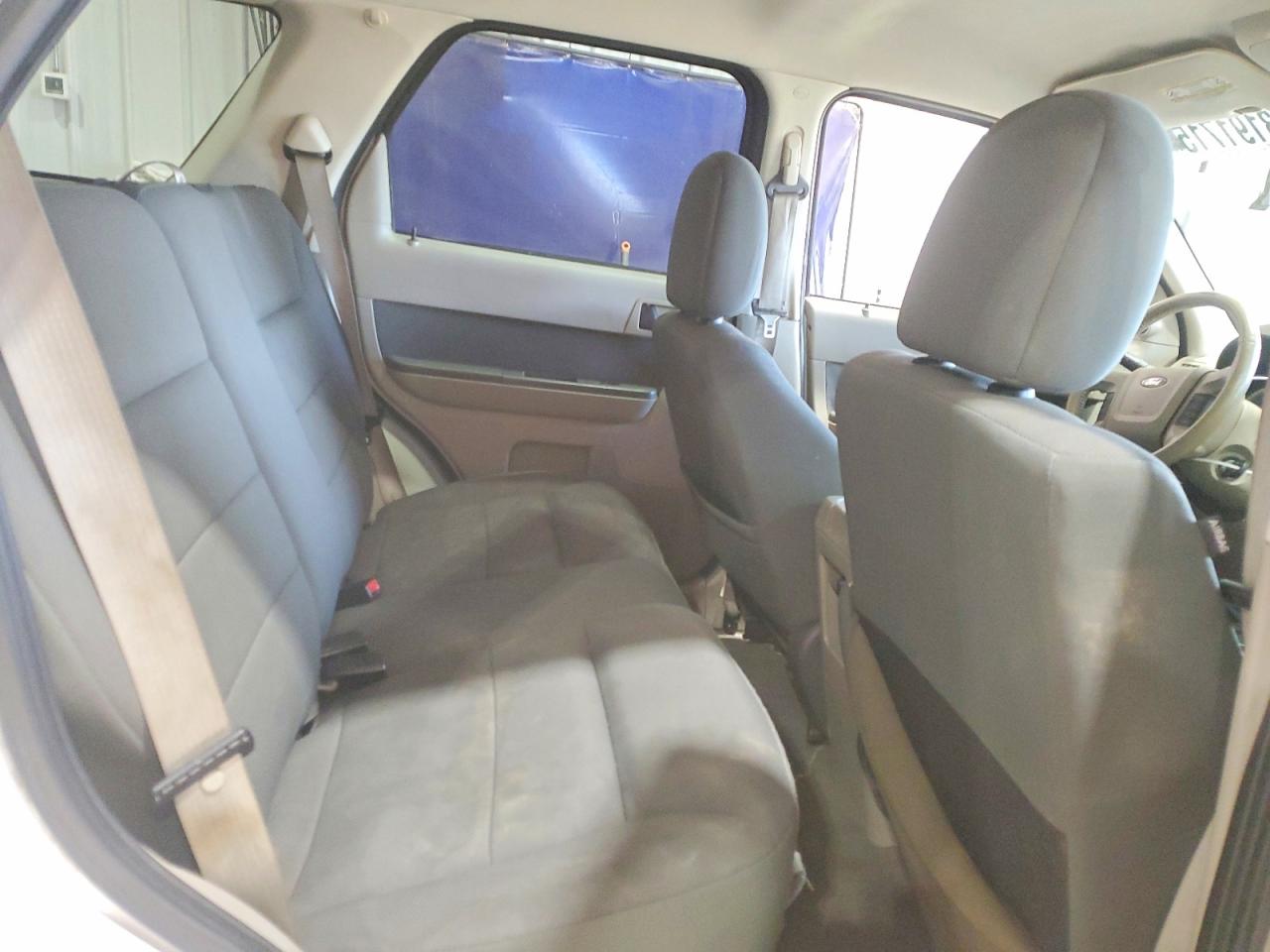 2009 Ford Escape Xlt Белый vin: 1FMCU93GX9KC35050