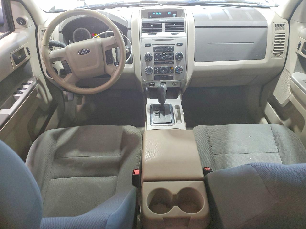 2009 Ford Escape Xlt Белый vin: 1FMCU93GX9KC35050