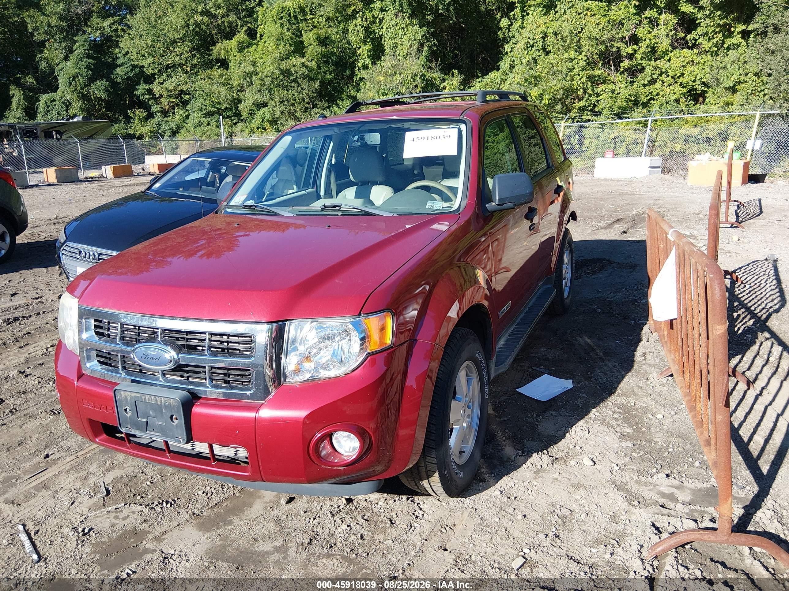 2008 Ford Escape Xlt Red vin: 1FMCU93Z08KA28148