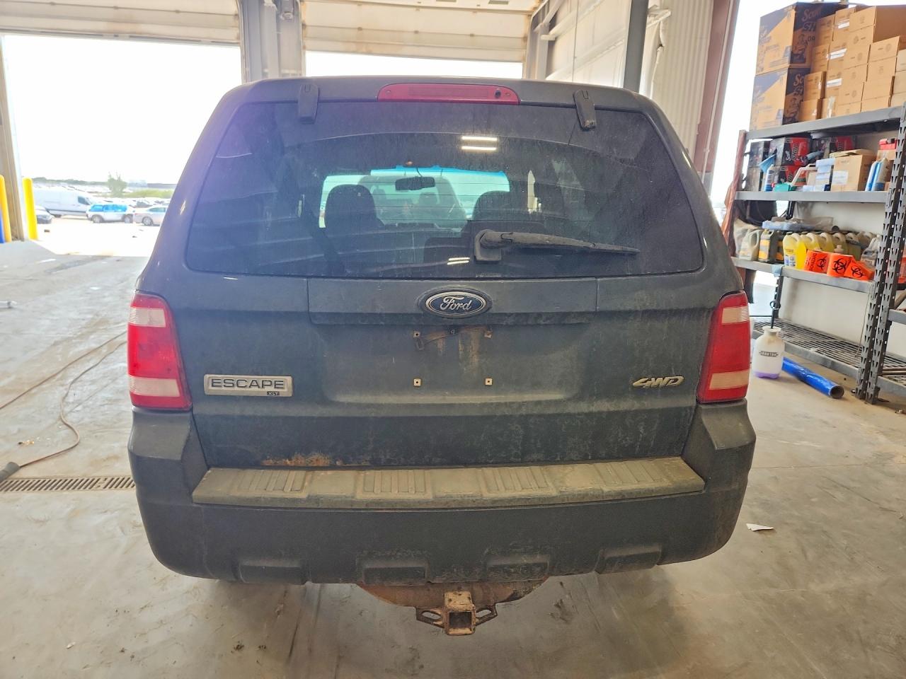 2008 Ford Escape Xlt Silver vin: 1FMCU93Z28KE30186