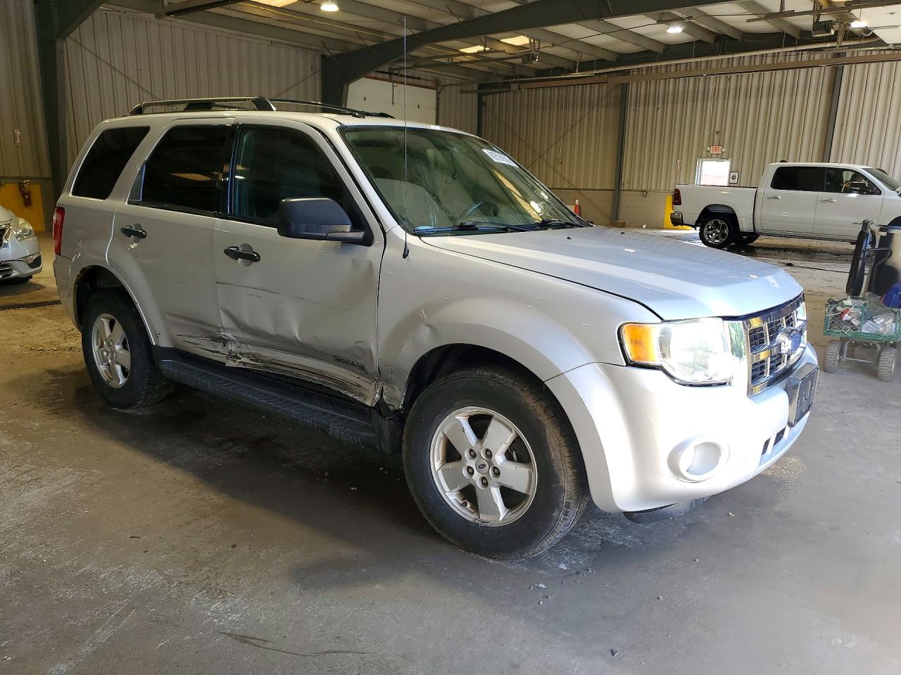 2008 Ford Escape Xlt Silver vin: 1FMCU93Z48KA28153