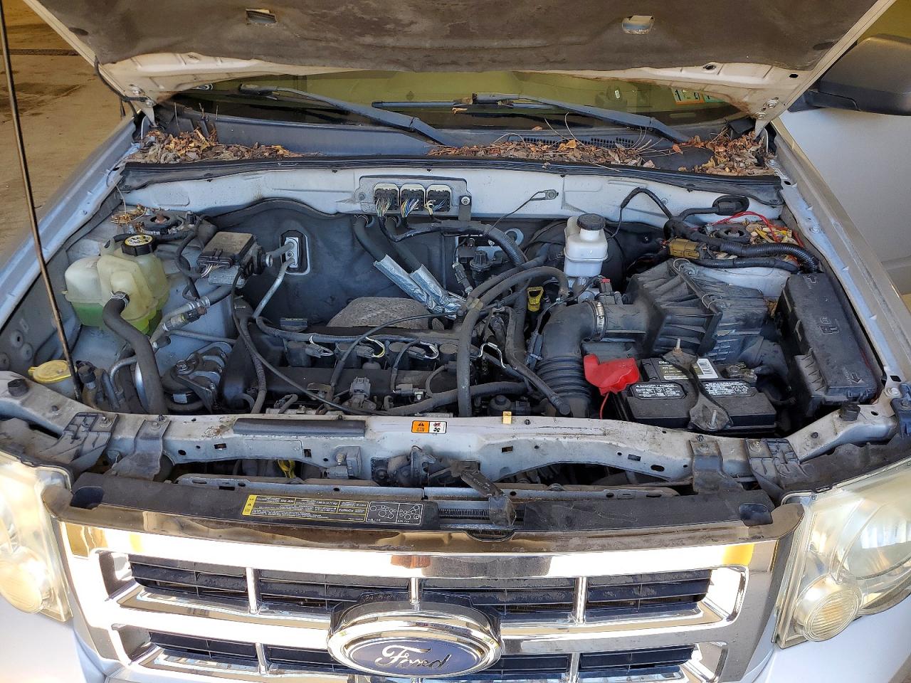 2008 Ford Escape Xlt Silver vin: 1FMCU93Z48KA28153