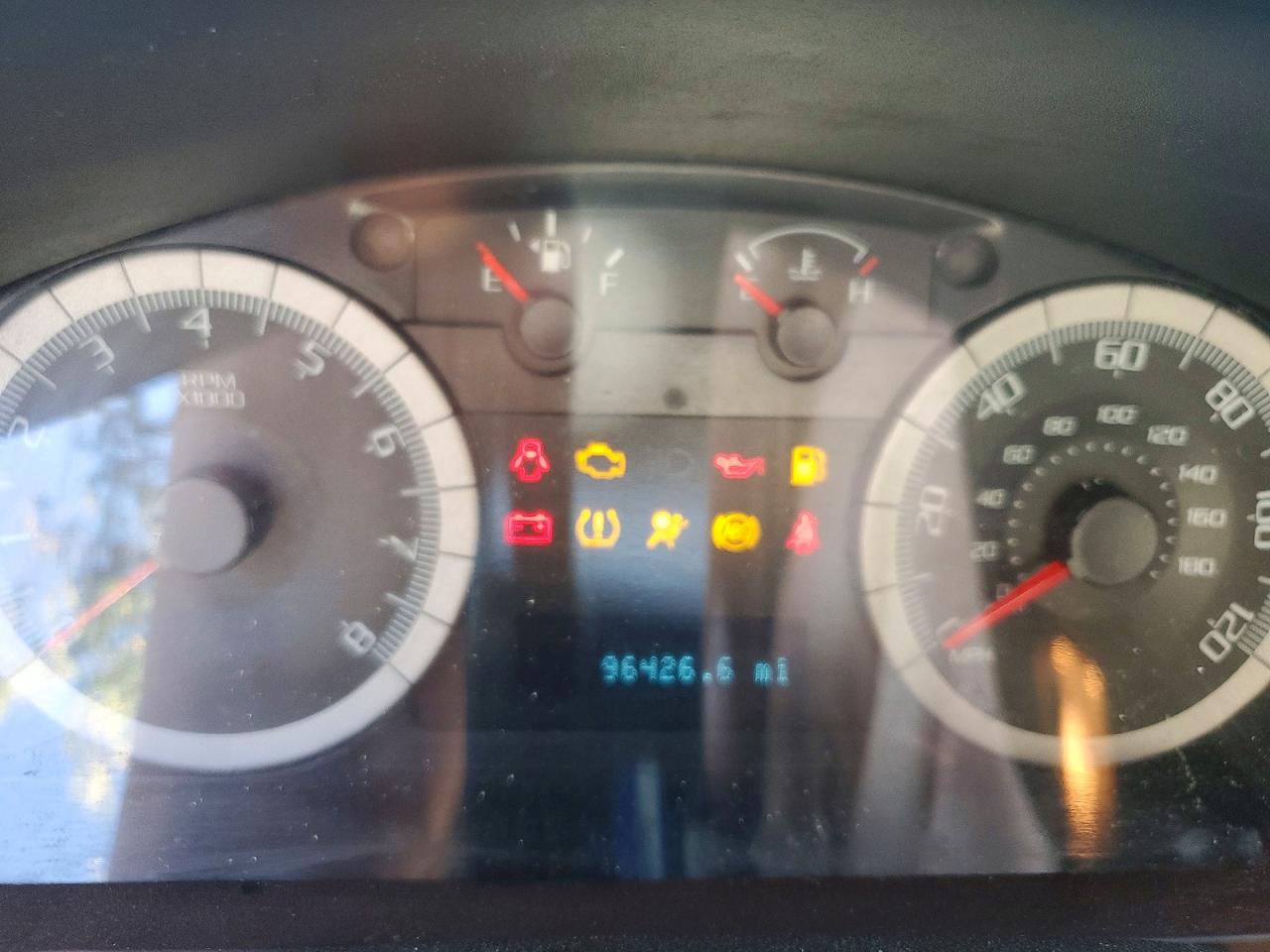 2008 Ford Escape Xlt Silver vin: 1FMCU93Z48KA28153