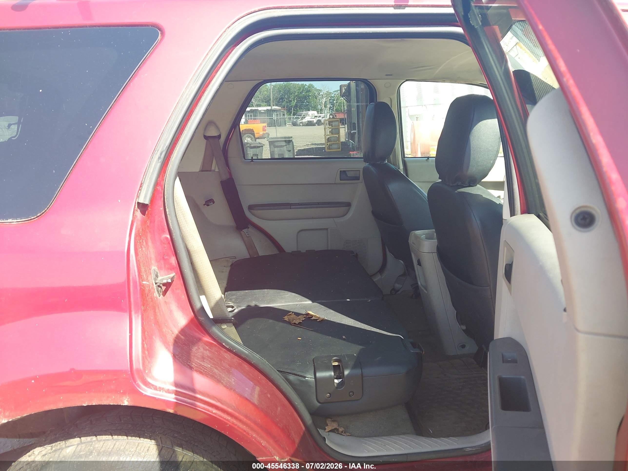 2008 Ford Escape Xlt Red vin: 1FMCU93Z88KA16054