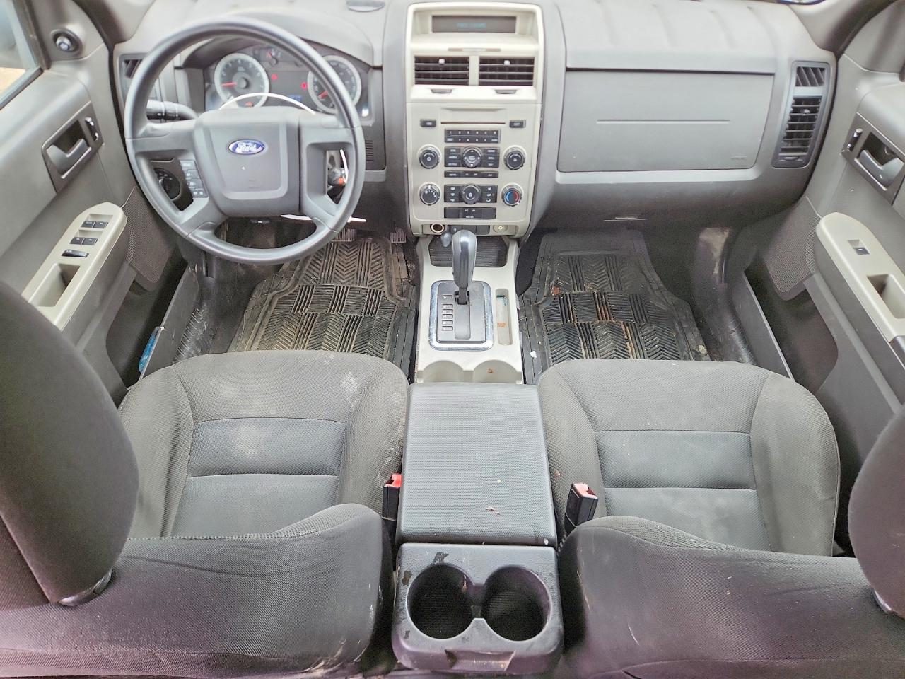 2008 Ford Escape Xlt Silver vin: 1FMCU93Z88KE79943