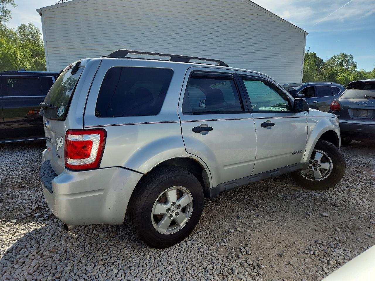 2008 Ford Escape Xlt Серебряный vin: 1FMCU93ZX8KA61822
