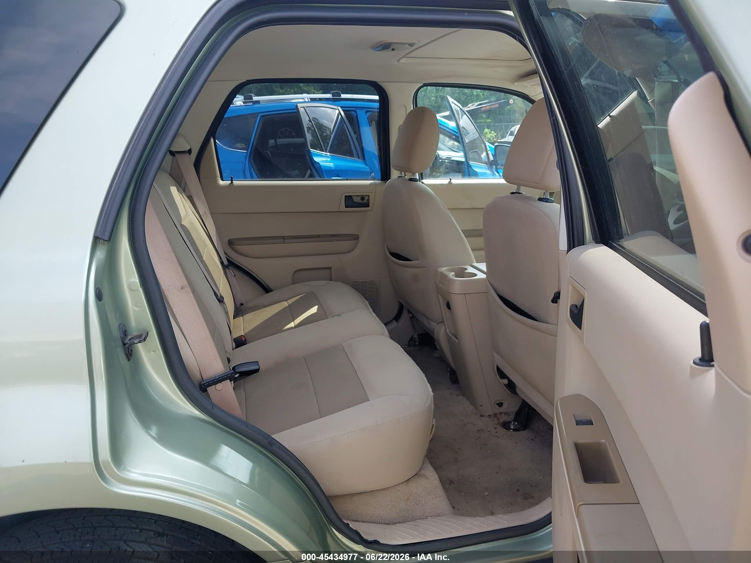 2008 Ford Escape Xlt Green vin: 1FMCU93ZX8KD33396