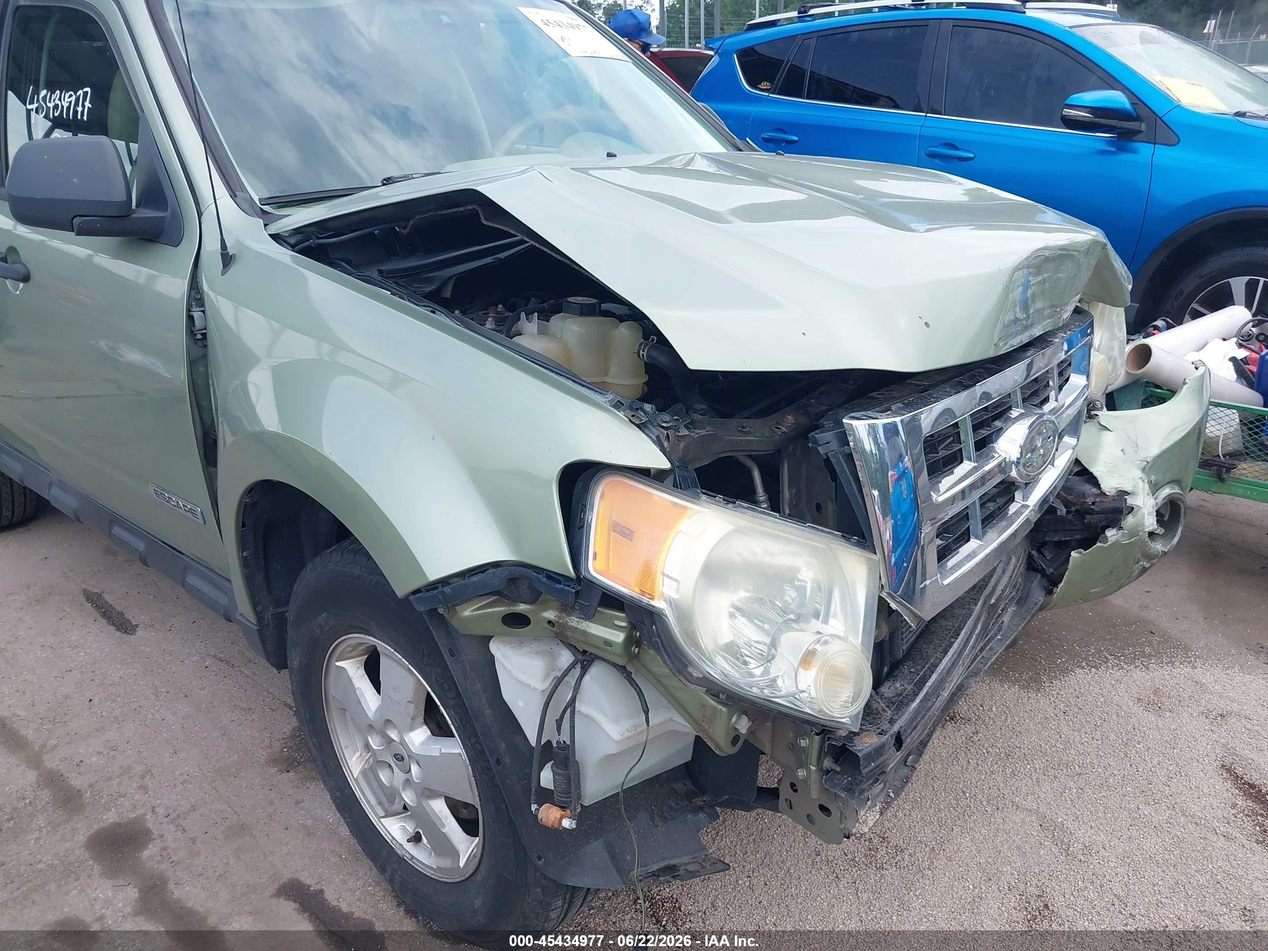 2008 Ford Escape Xlt Green vin: 1FMCU93ZX8KD33396