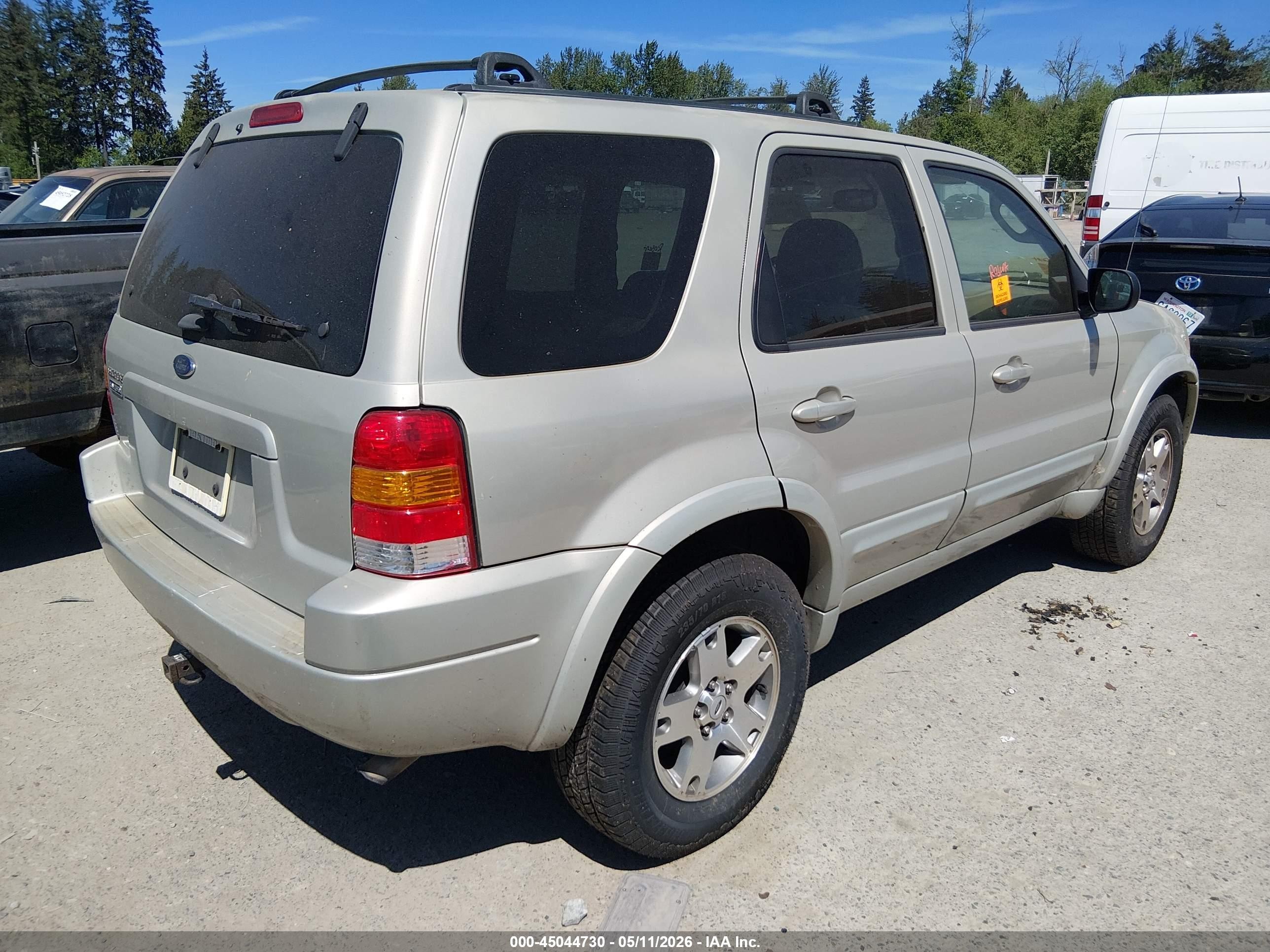 2004 Ford Escape Limited Tan vin: 1FMCU94104KA63291