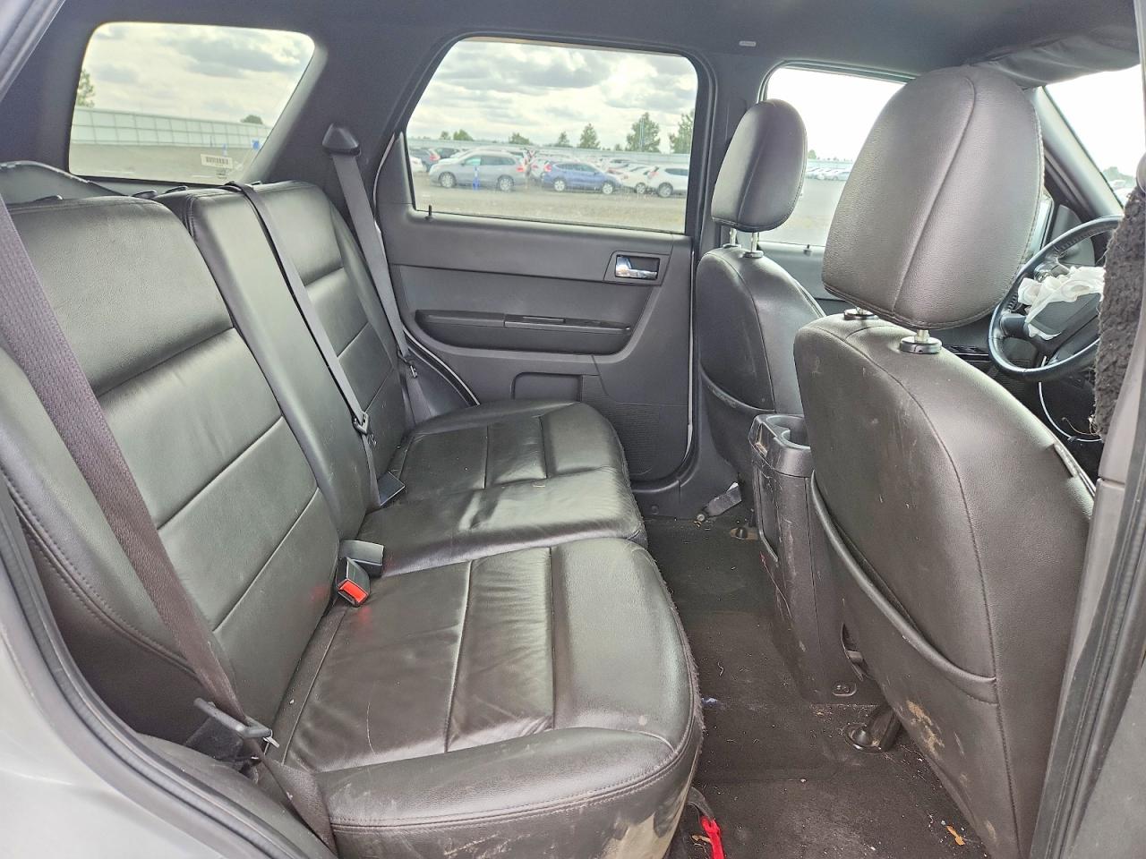 2008 Ford Escape Limited Серебряный vin: 1FMCU94108KA09172