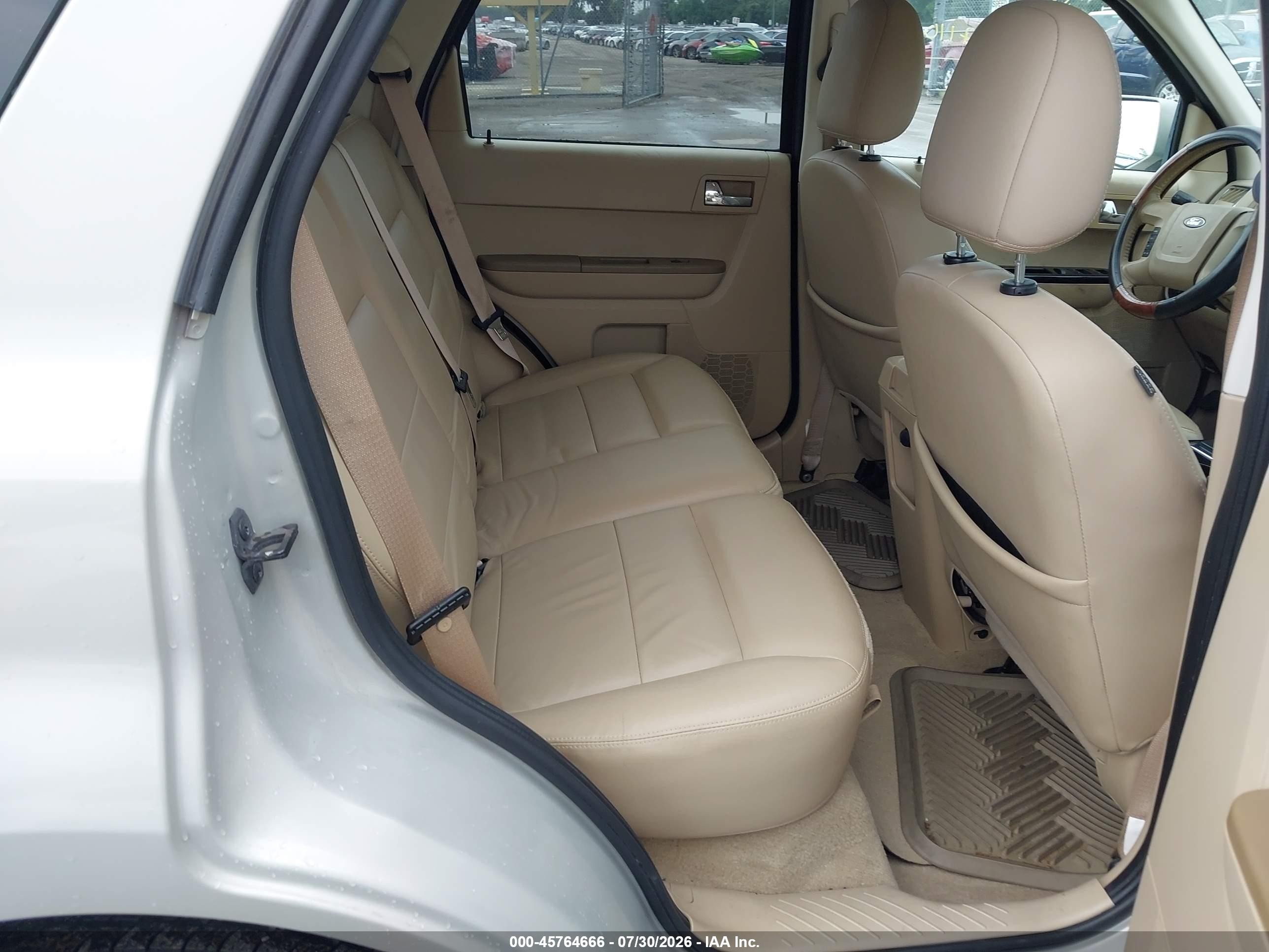 2008 Ford Escape Limited Burgundy vin: 1FMCU94108KB75224