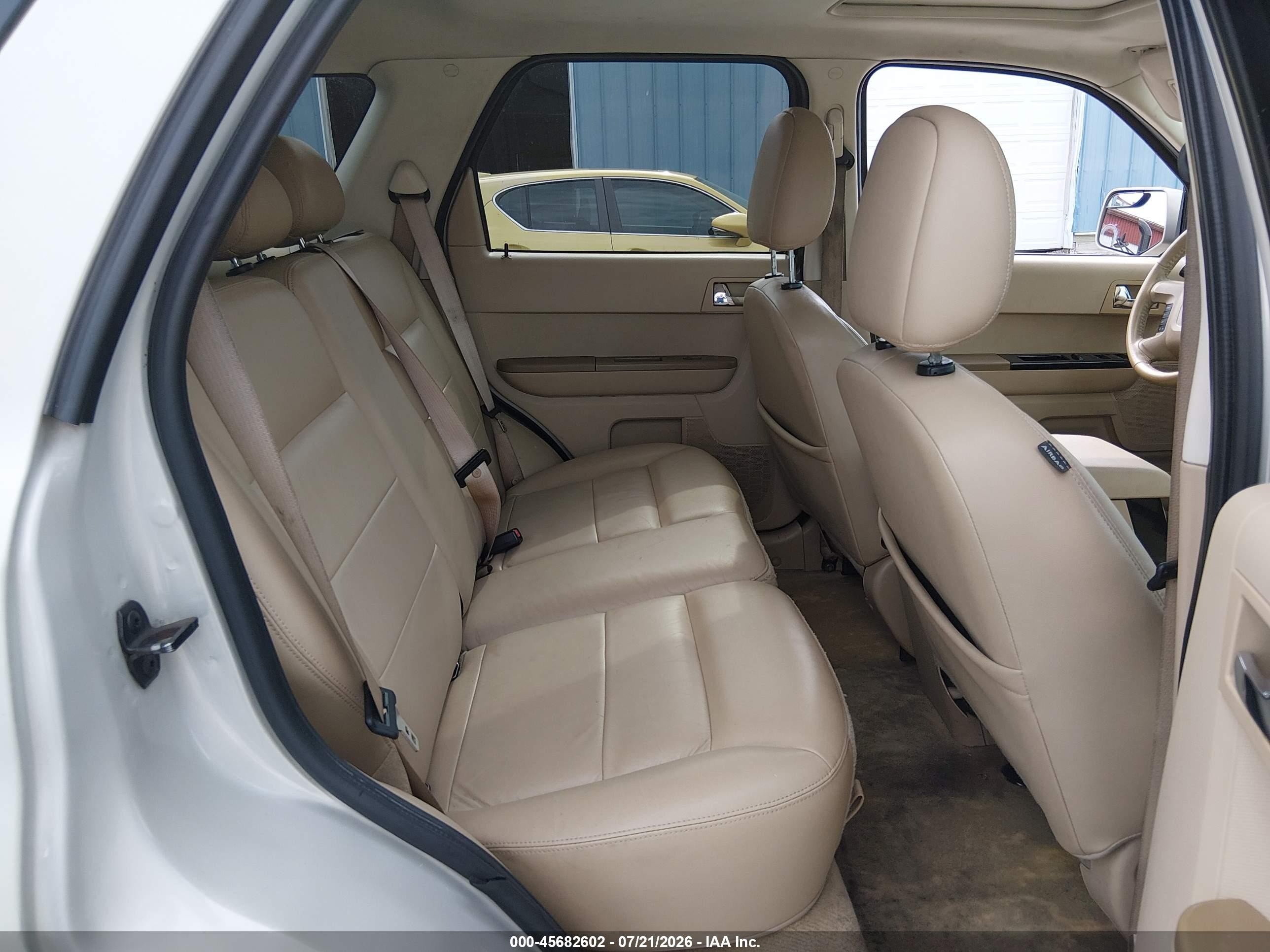 2008 Ford Escape Limited Cream vin: 1FMCU94118KD91308