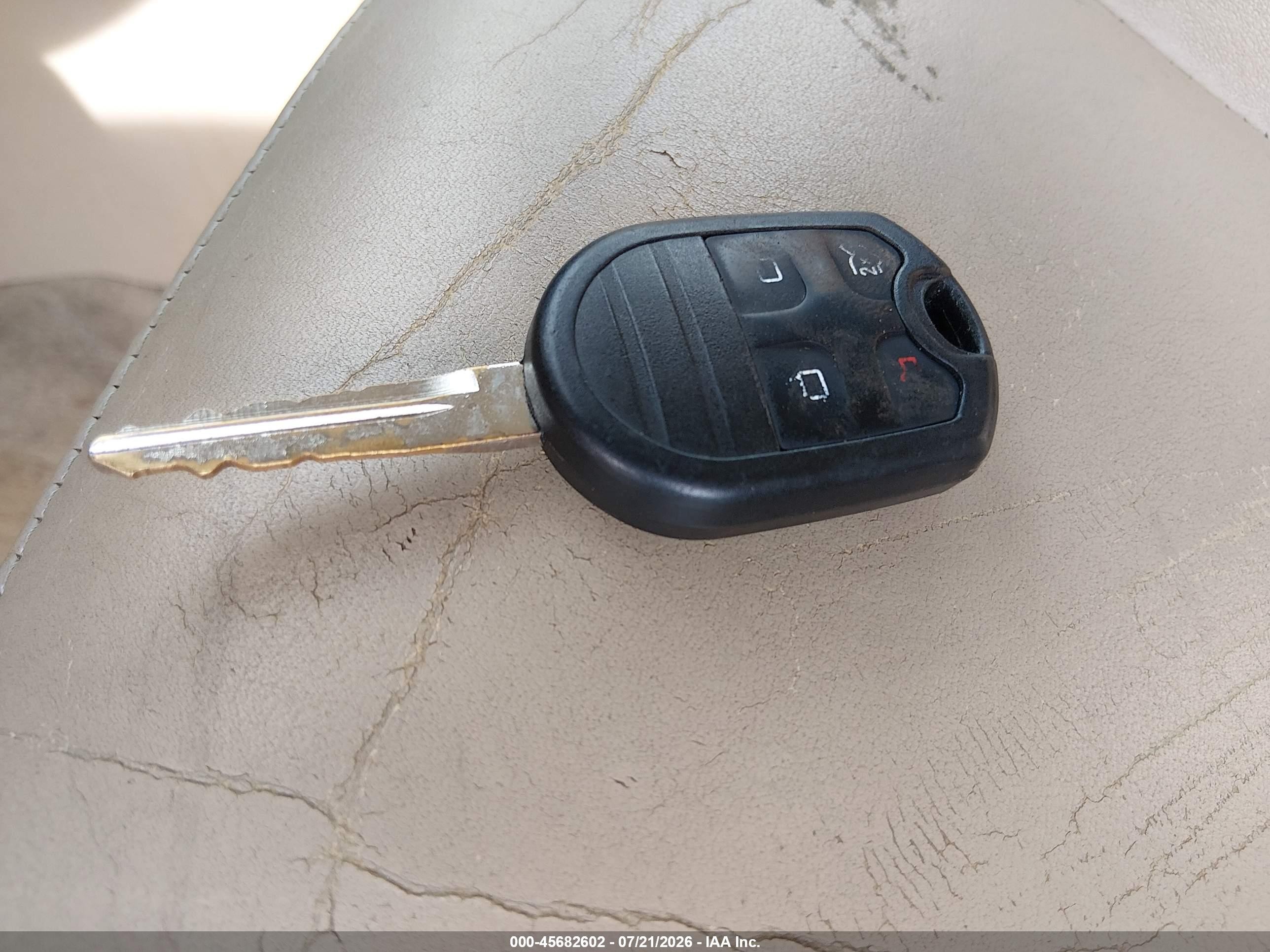 2008 Ford Escape Limited Cream vin: 1FMCU94118KD91308