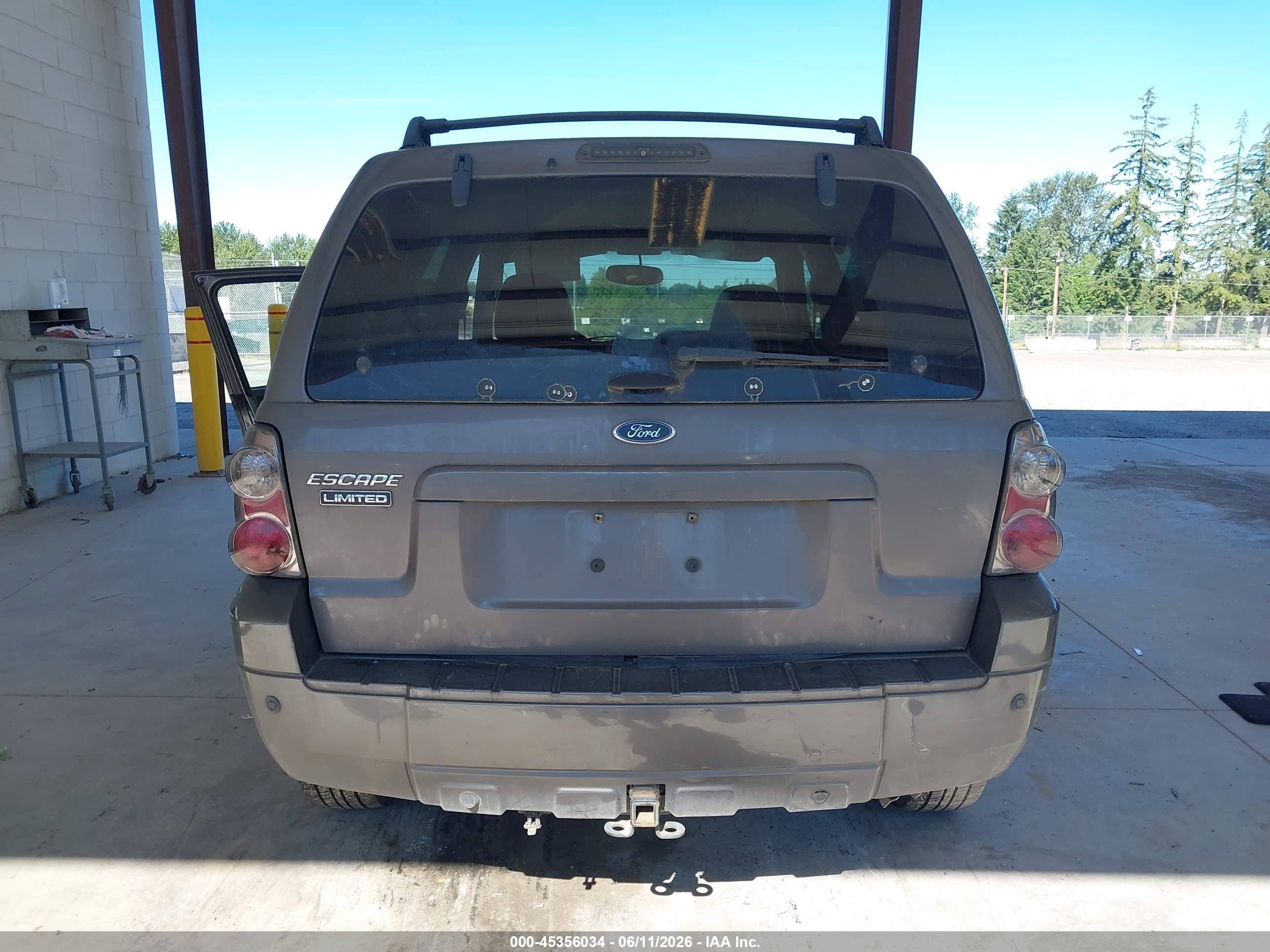 2005 Ford Escape Limited Gray vin: 1FMCU94125KB15909