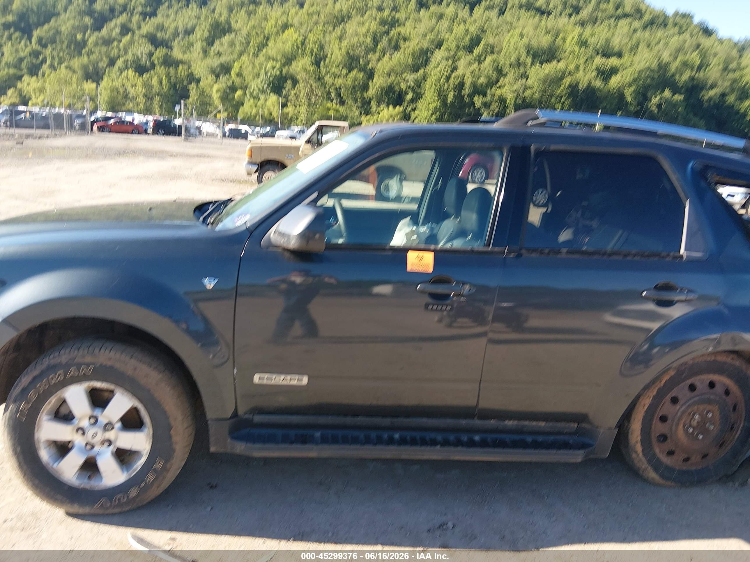 2008 Ford Escape Limited Gray vin: 1FMCU94128KA77957