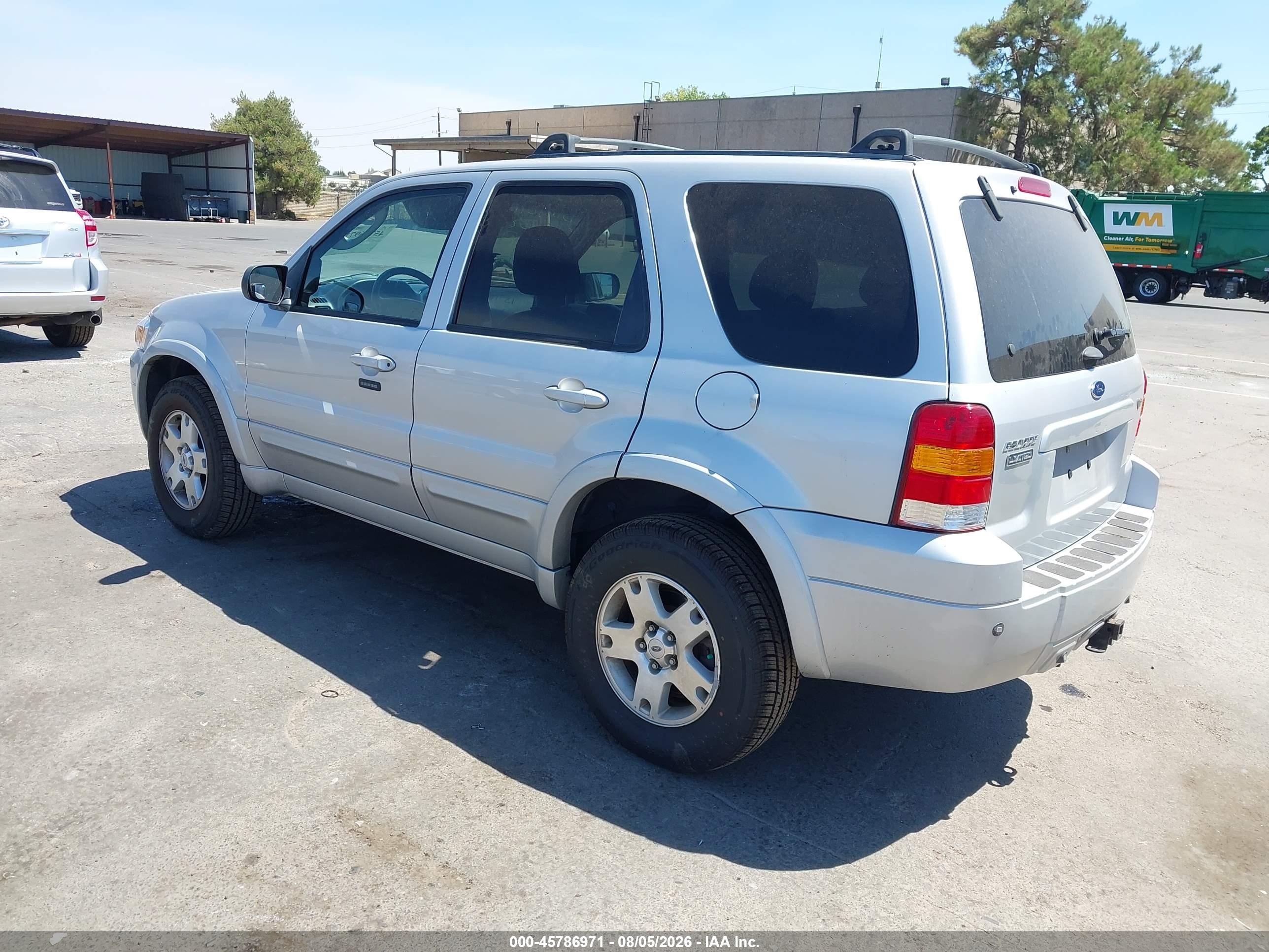 2007 Ford Escape Limited Silver vin: 1FMCU94137KA16163
