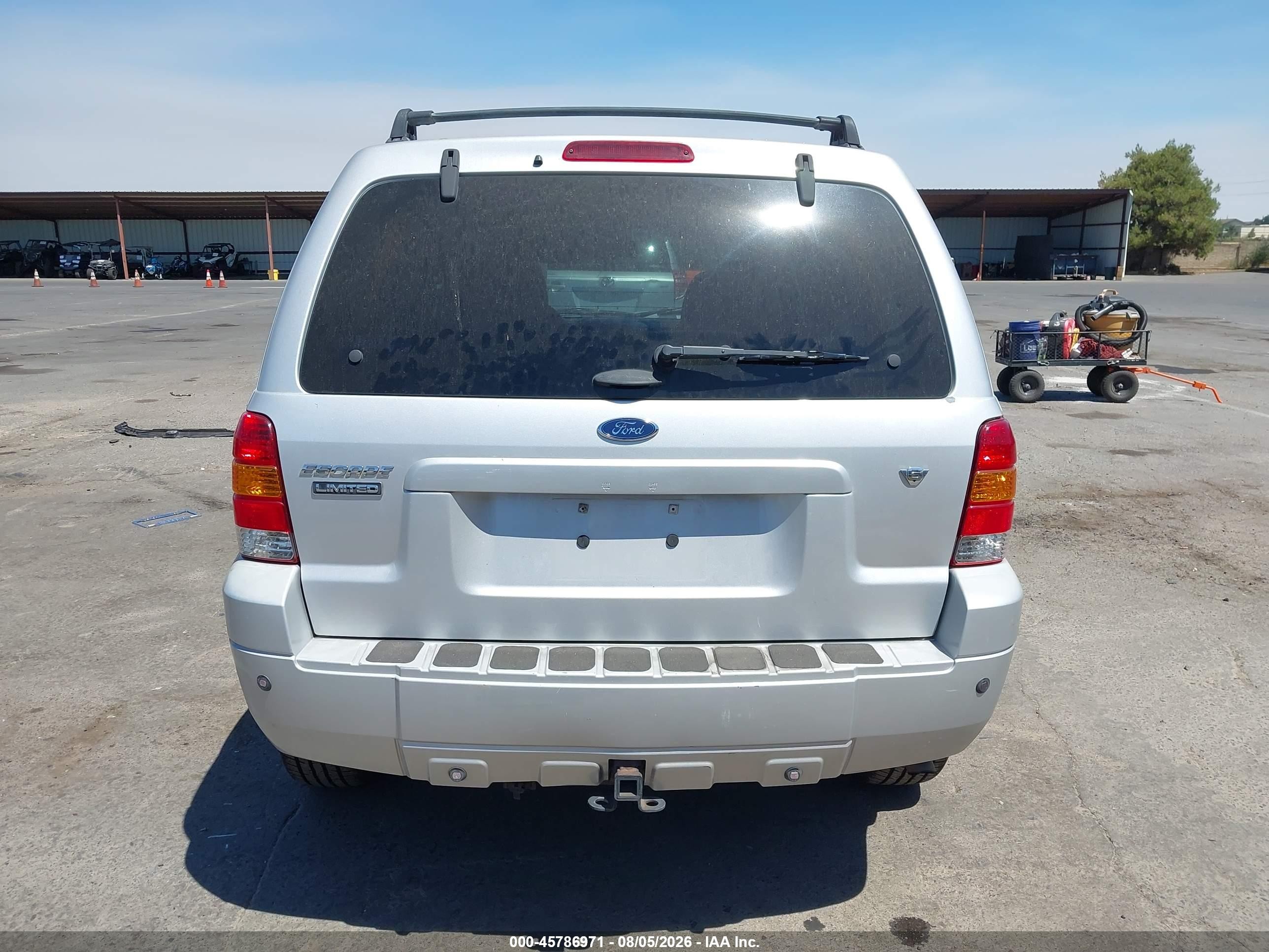 2007 Ford Escape Limited Silver vin: 1FMCU94137KA16163