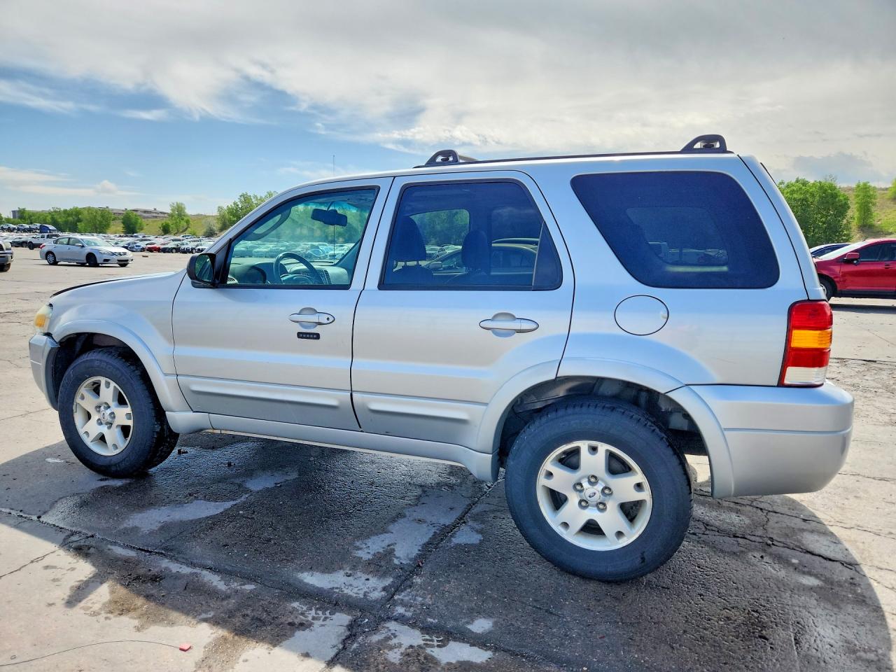 2007 Ford Escape Limited Silver vin: 1FMCU94137KB78181