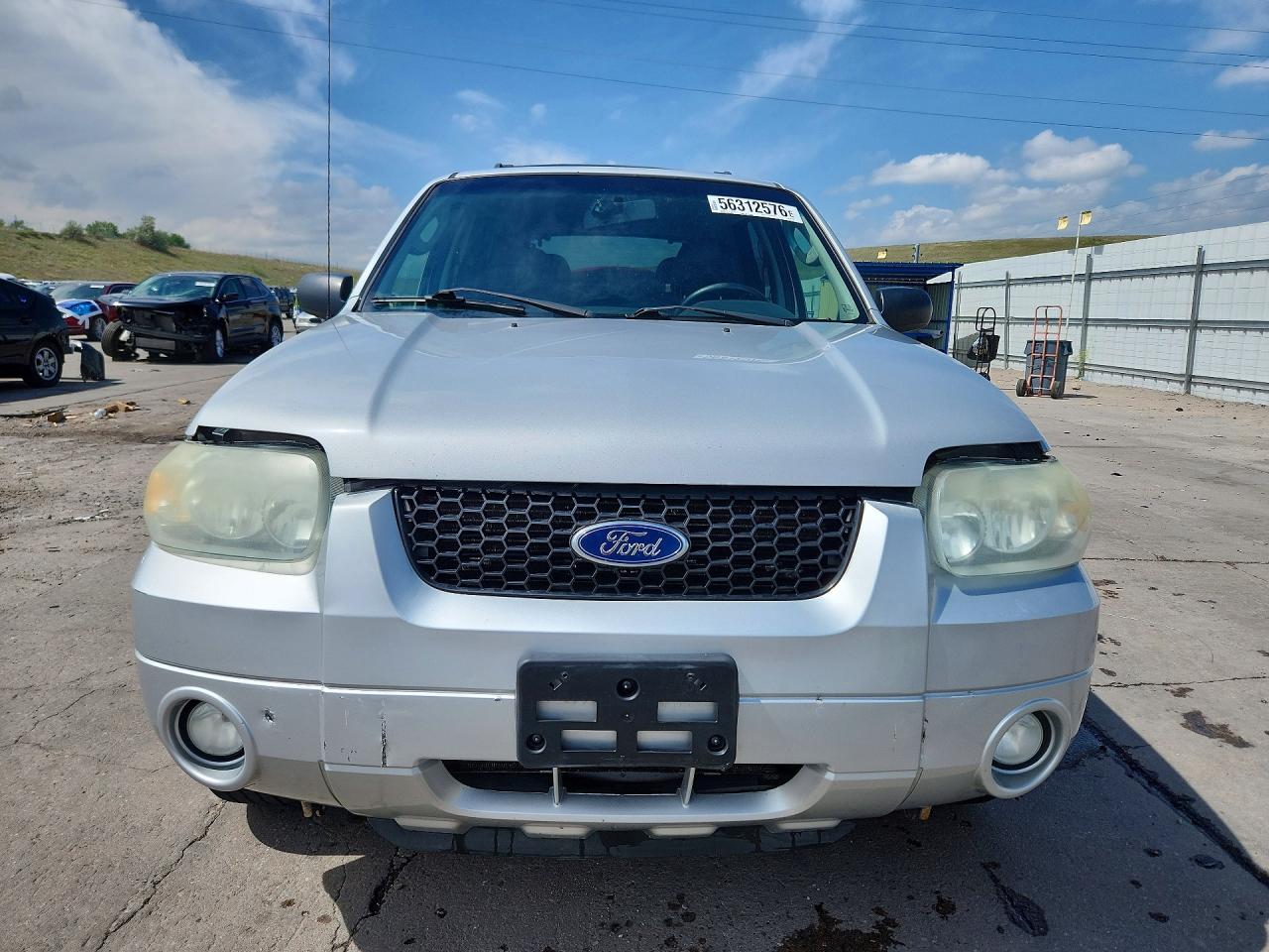 2007 Ford Escape Limited Silver vin: 1FMCU94137KB78181