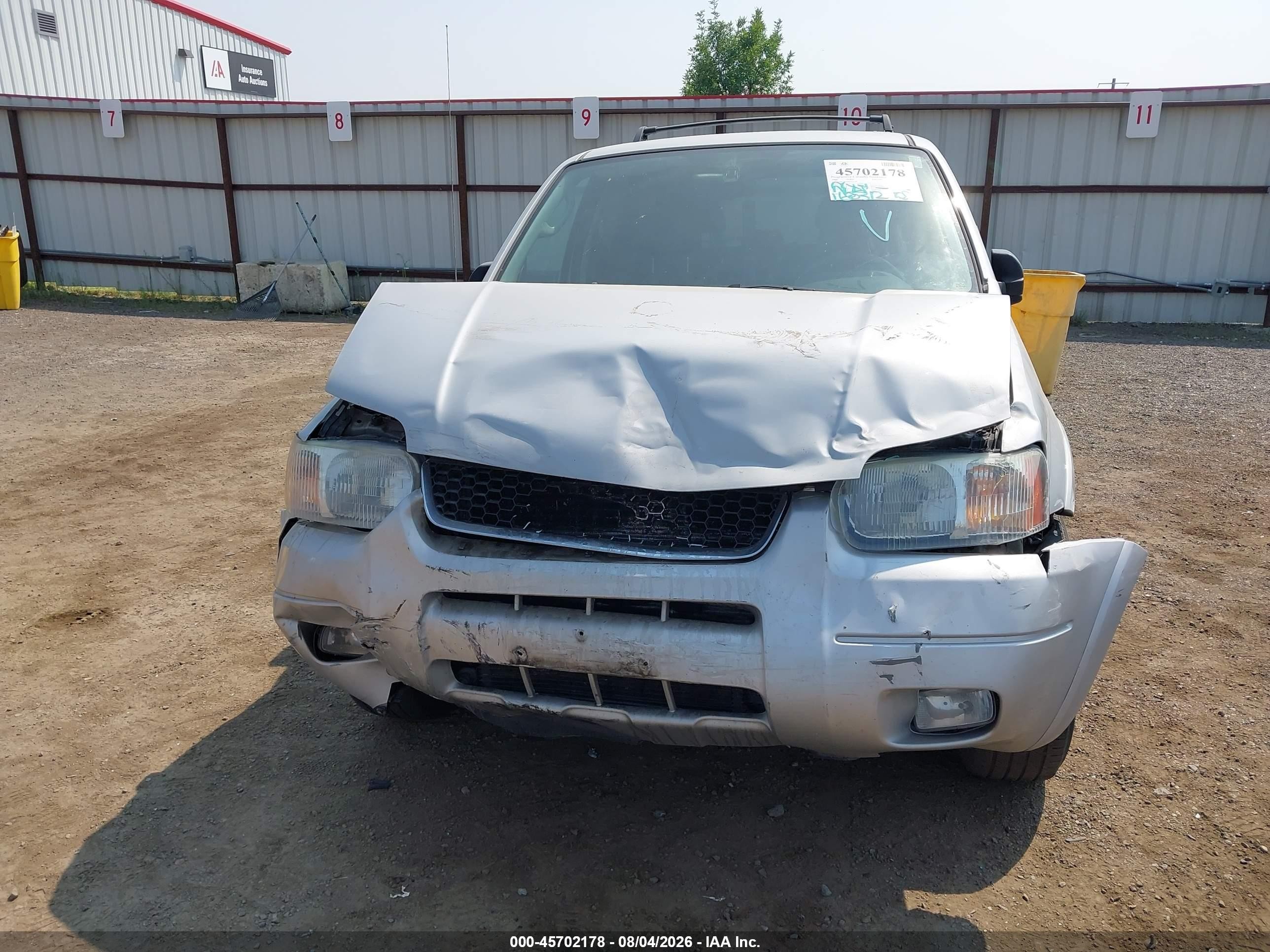 2004 Ford Escape Limited Серебряный vin: 1FMCU94144KA71250