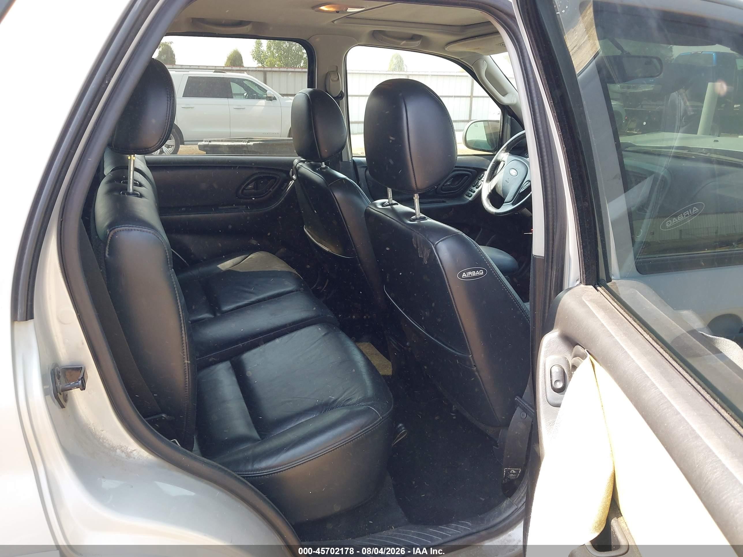 2004 Ford Escape Limited Серебряный vin: 1FMCU94144KA71250