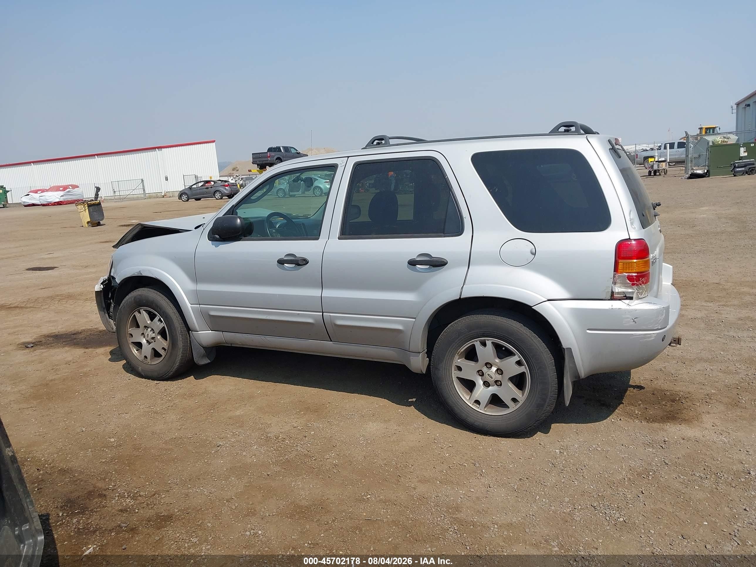 2004 Ford Escape Limited Серебряный vin: 1FMCU94144KA71250