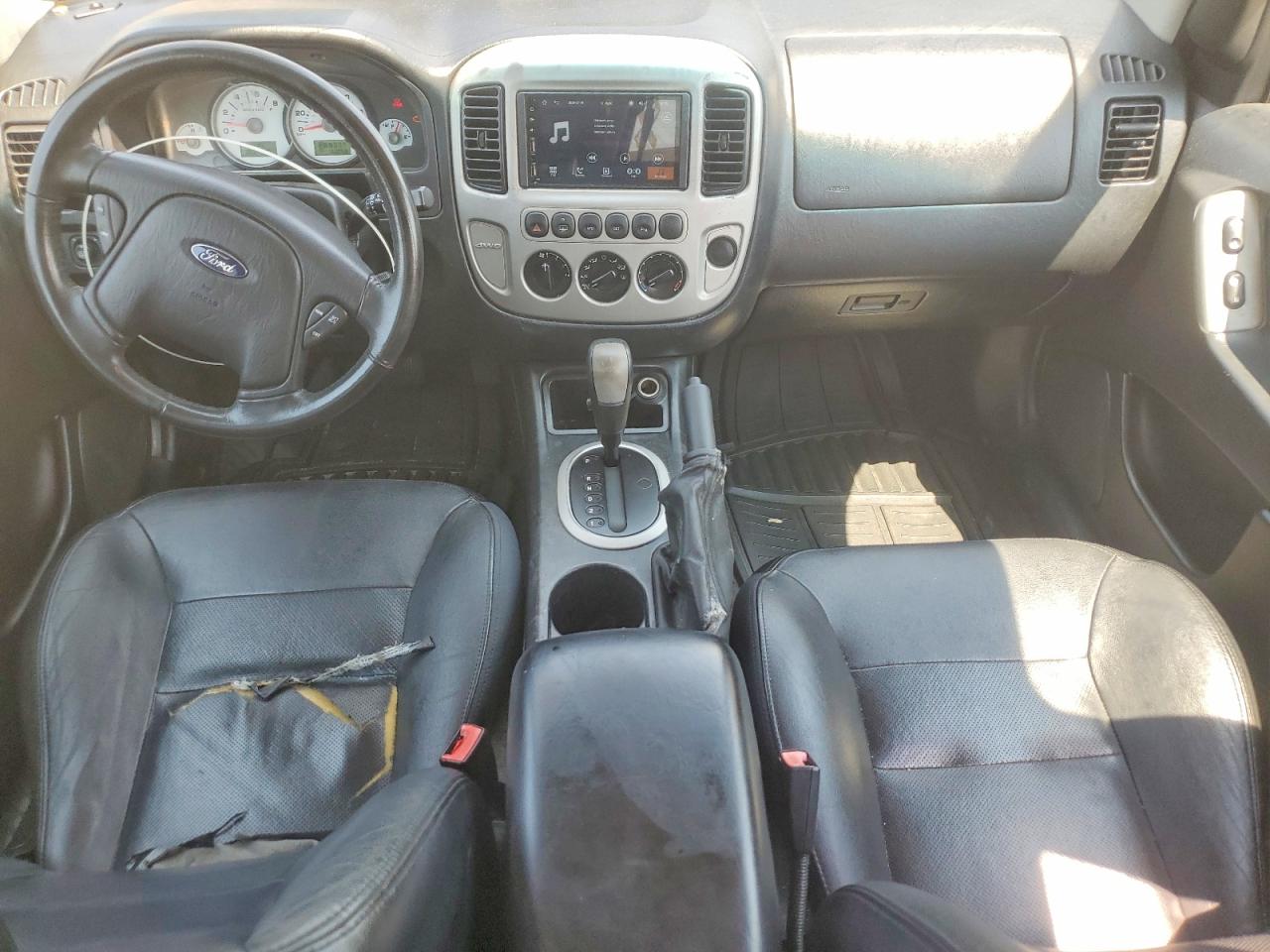 2005 Ford Escape Серый vin: 1FMCU94145KE09103