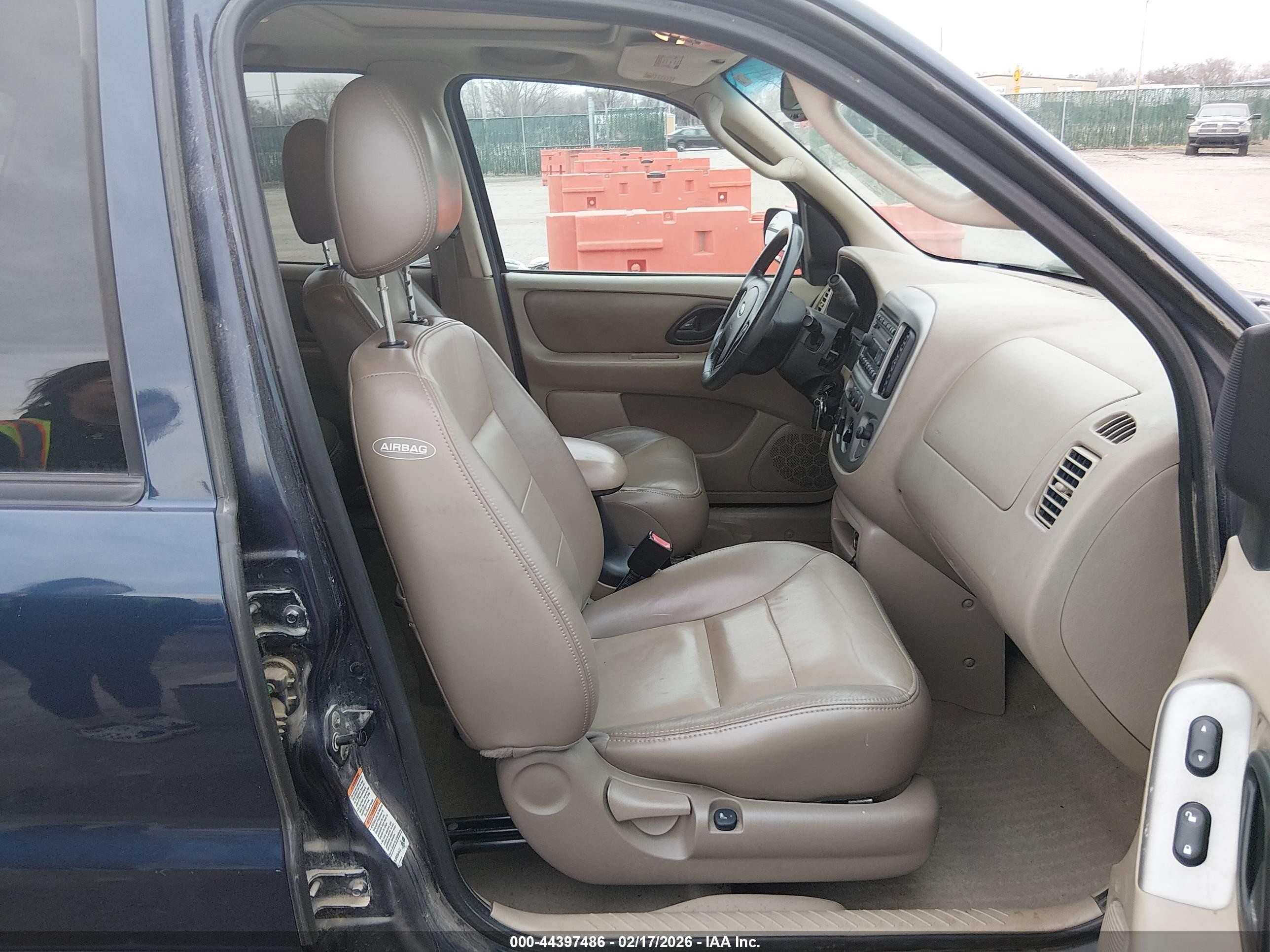 2004 Ford Escape Limited Blue vin: 1FMCU94154KB10573