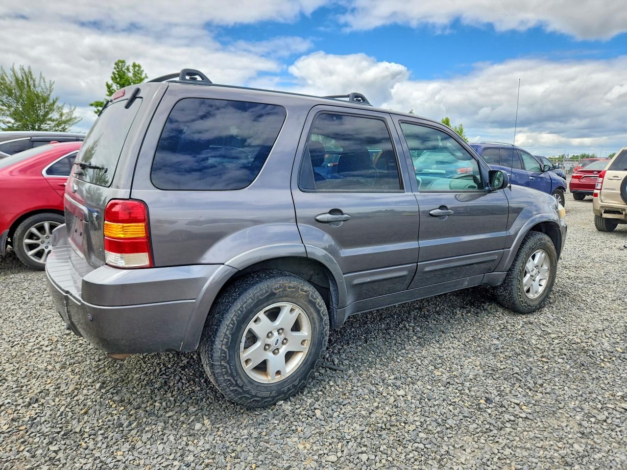 2006 Ford Escape Limited Серый vin: 1FMCU94156KA17927