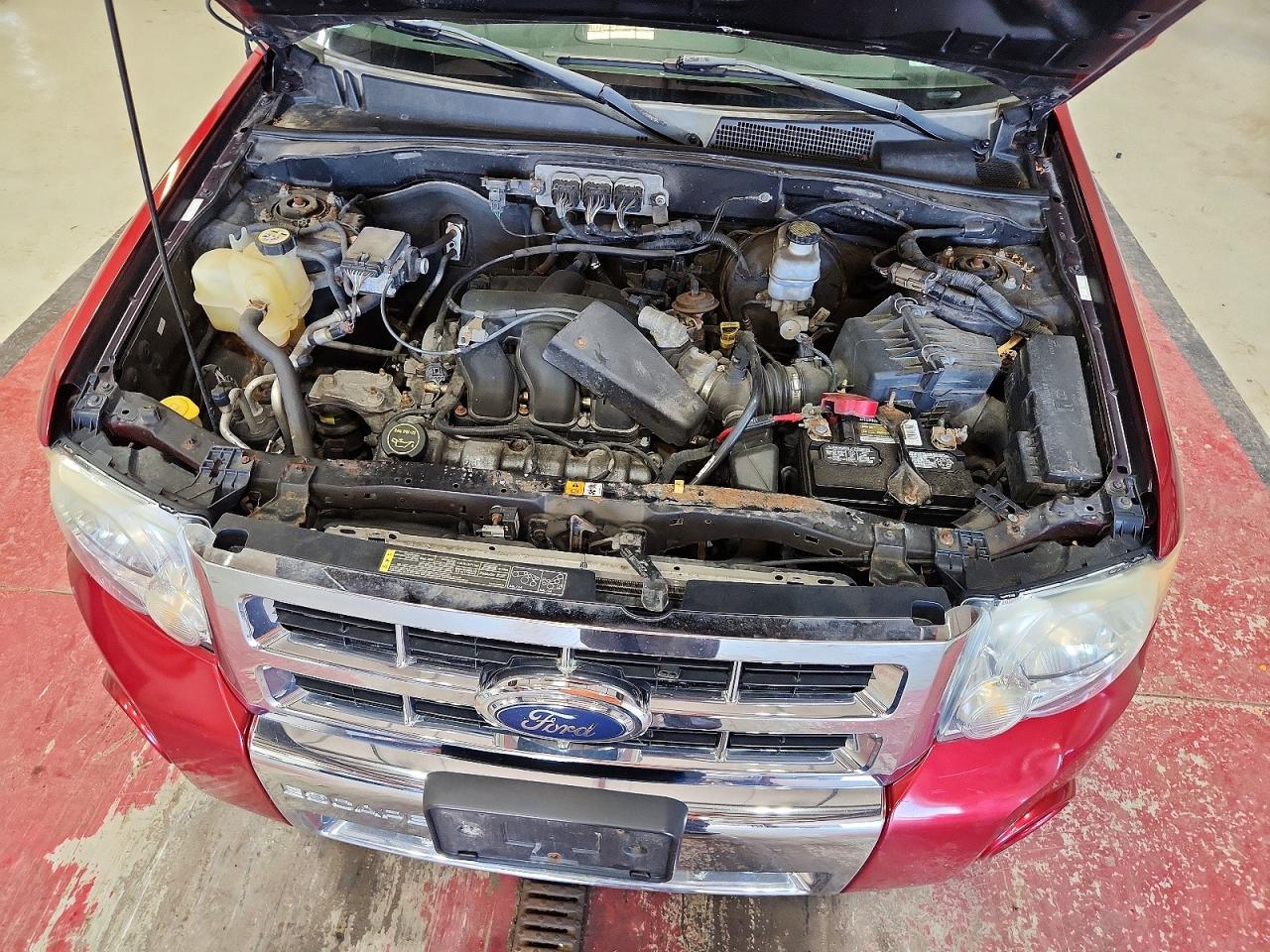 2008 Ford Escape Limited Red vin: 1FMCU94158KE28974