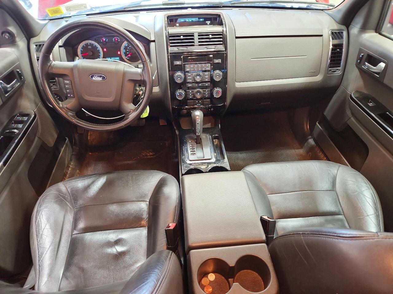2008 Ford Escape Limited Red vin: 1FMCU94158KE28974