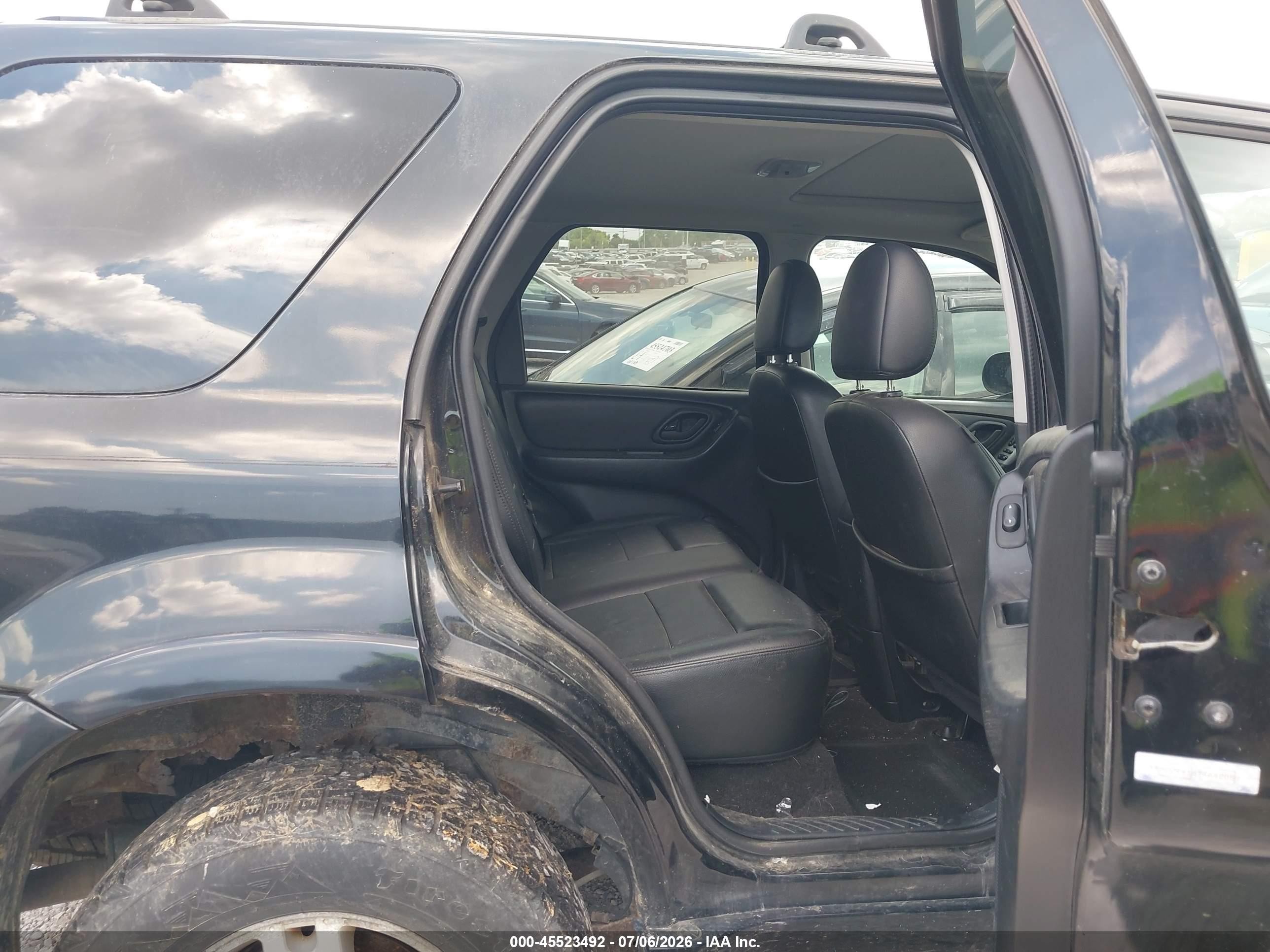 2007 Ford Escape Limited Black vin: 1FMCU94167KA42059