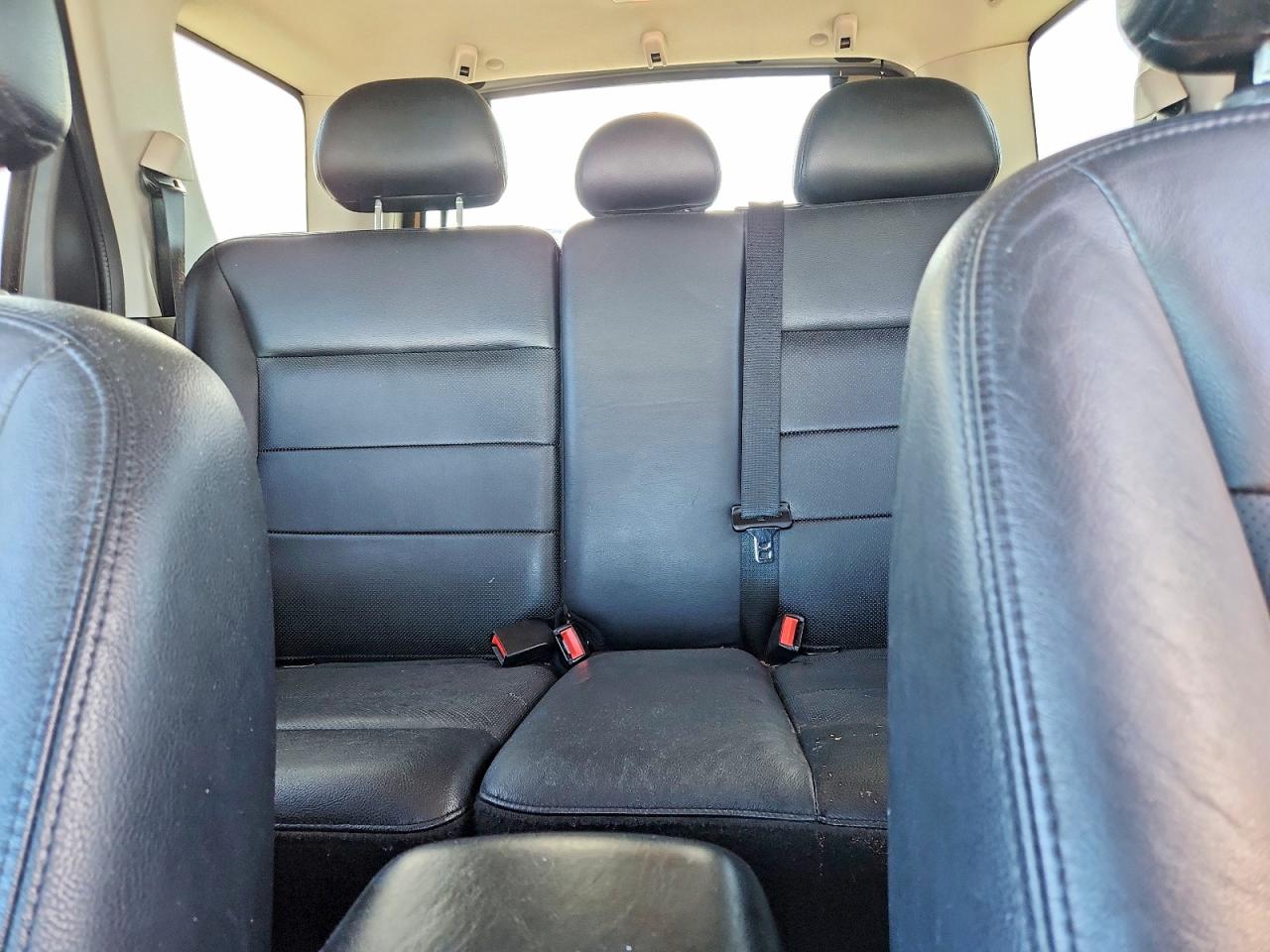 2007 Ford Escape Limited Silver vin: 1FMCU94167KA77264