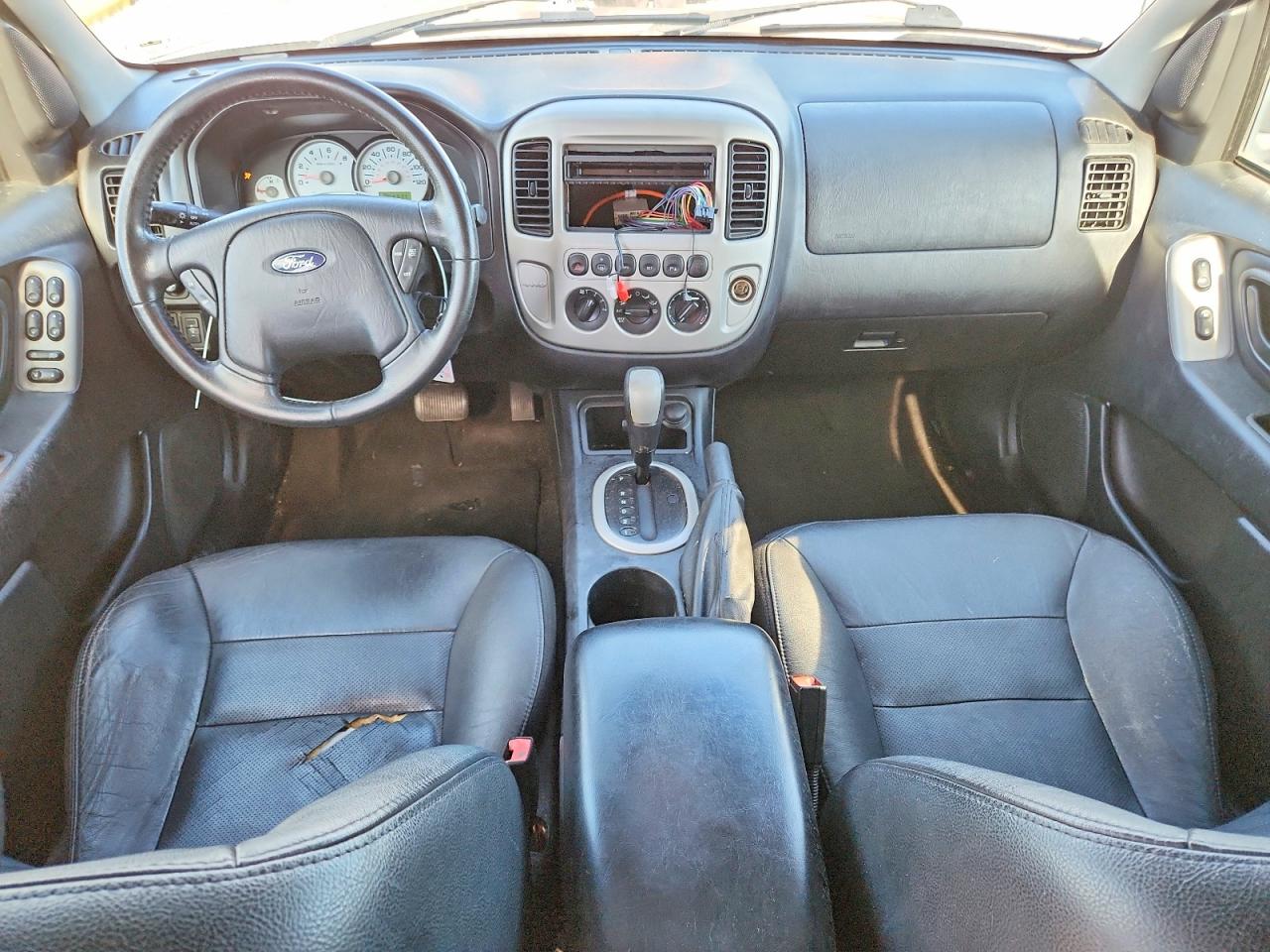 2007 Ford Escape Limited Silver vin: 1FMCU94167KA77264