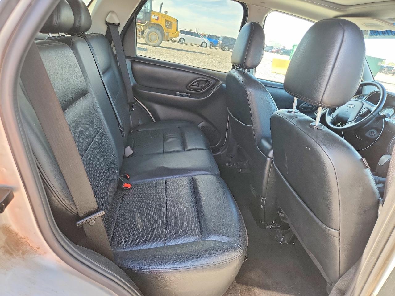 2007 Ford Escape Limited Silver vin: 1FMCU94167KA77264
