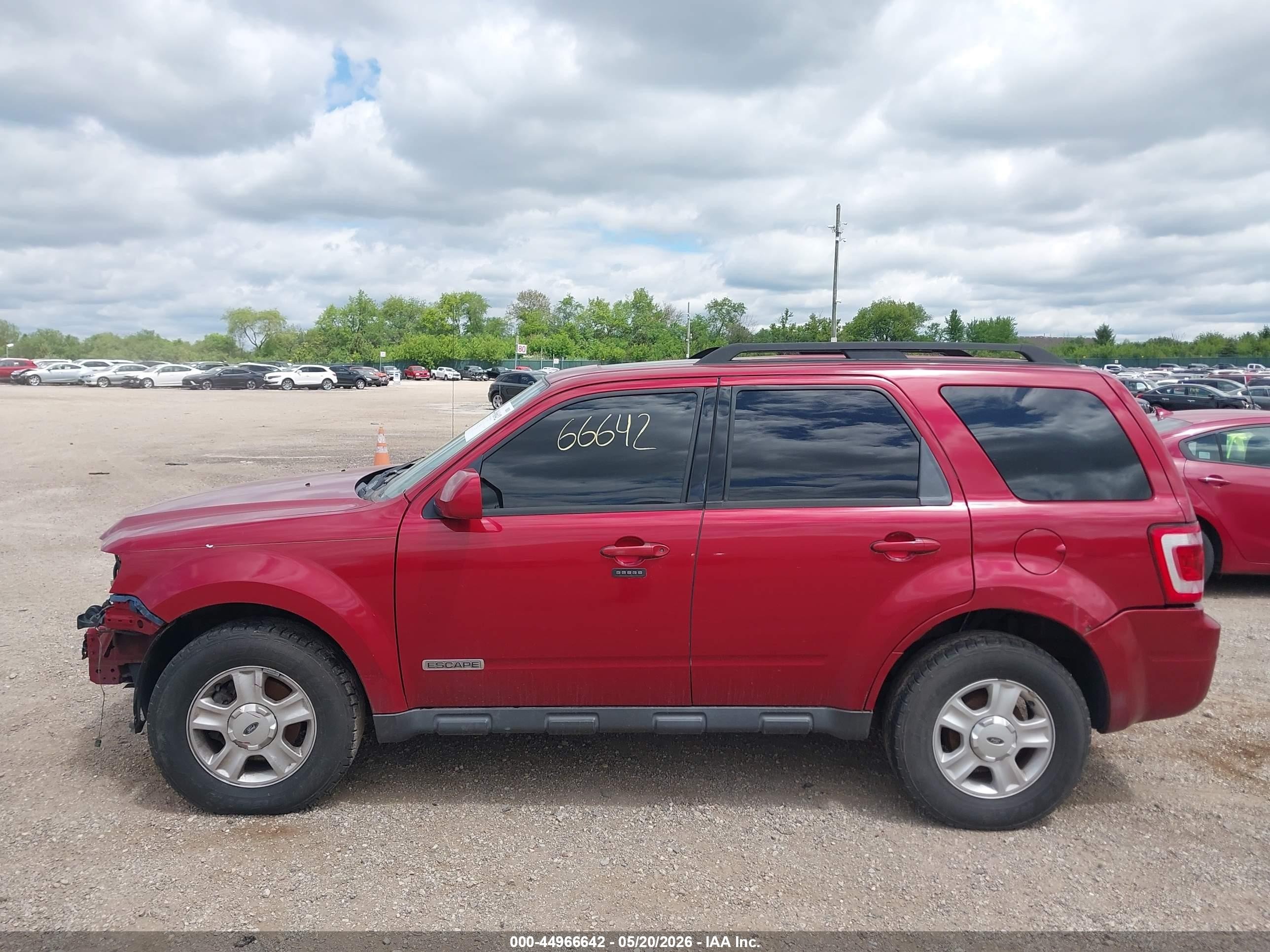 2008 Ford Escape Limited Red vin: 1FMCU94168KA55475