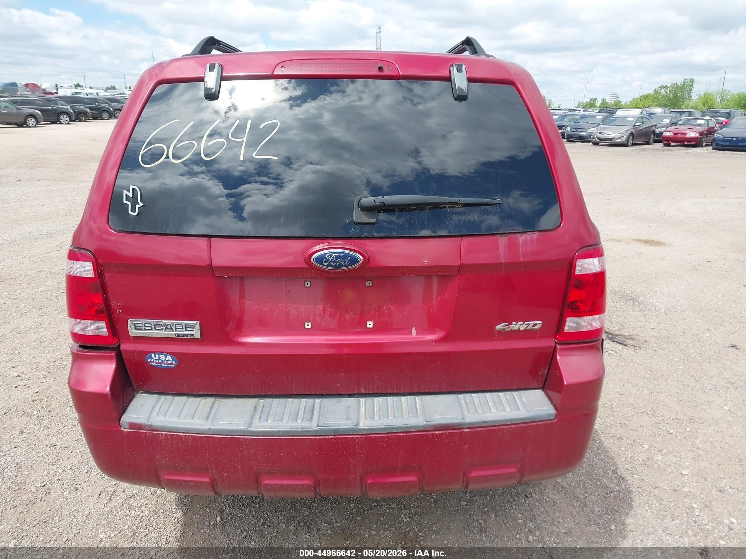 2008 Ford Escape Limited Red vin: 1FMCU94168KA55475