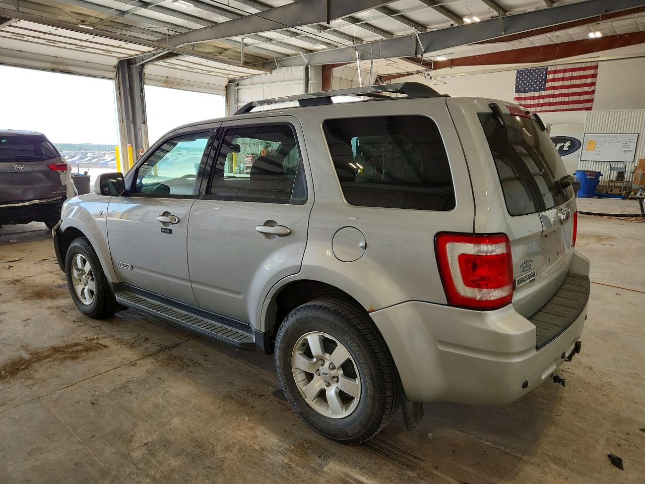 2008 Ford Escape Limited Silver vin: 1FMCU94178KA52004