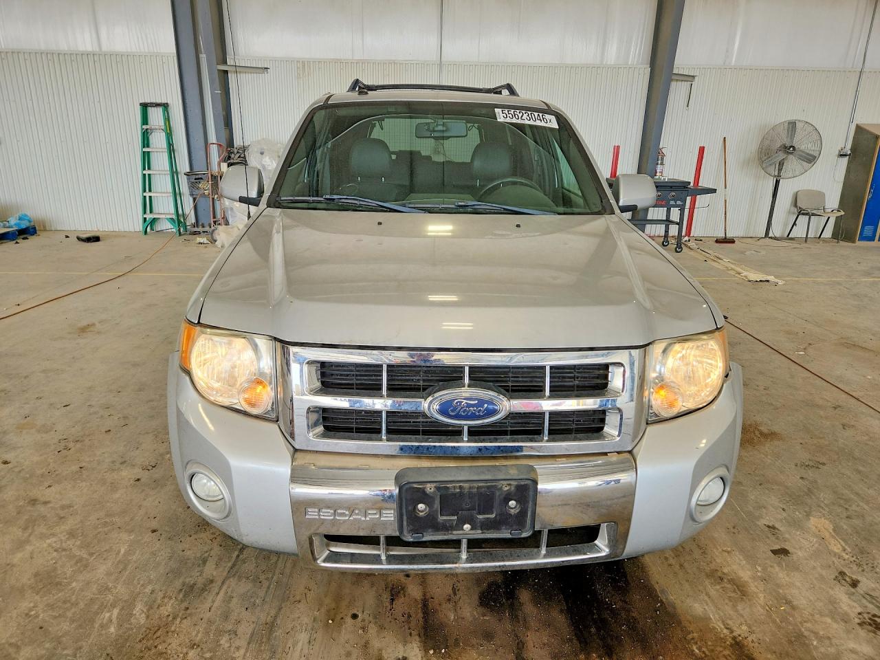 2008 Ford Escape Limited Silver vin: 1FMCU94178KA52004