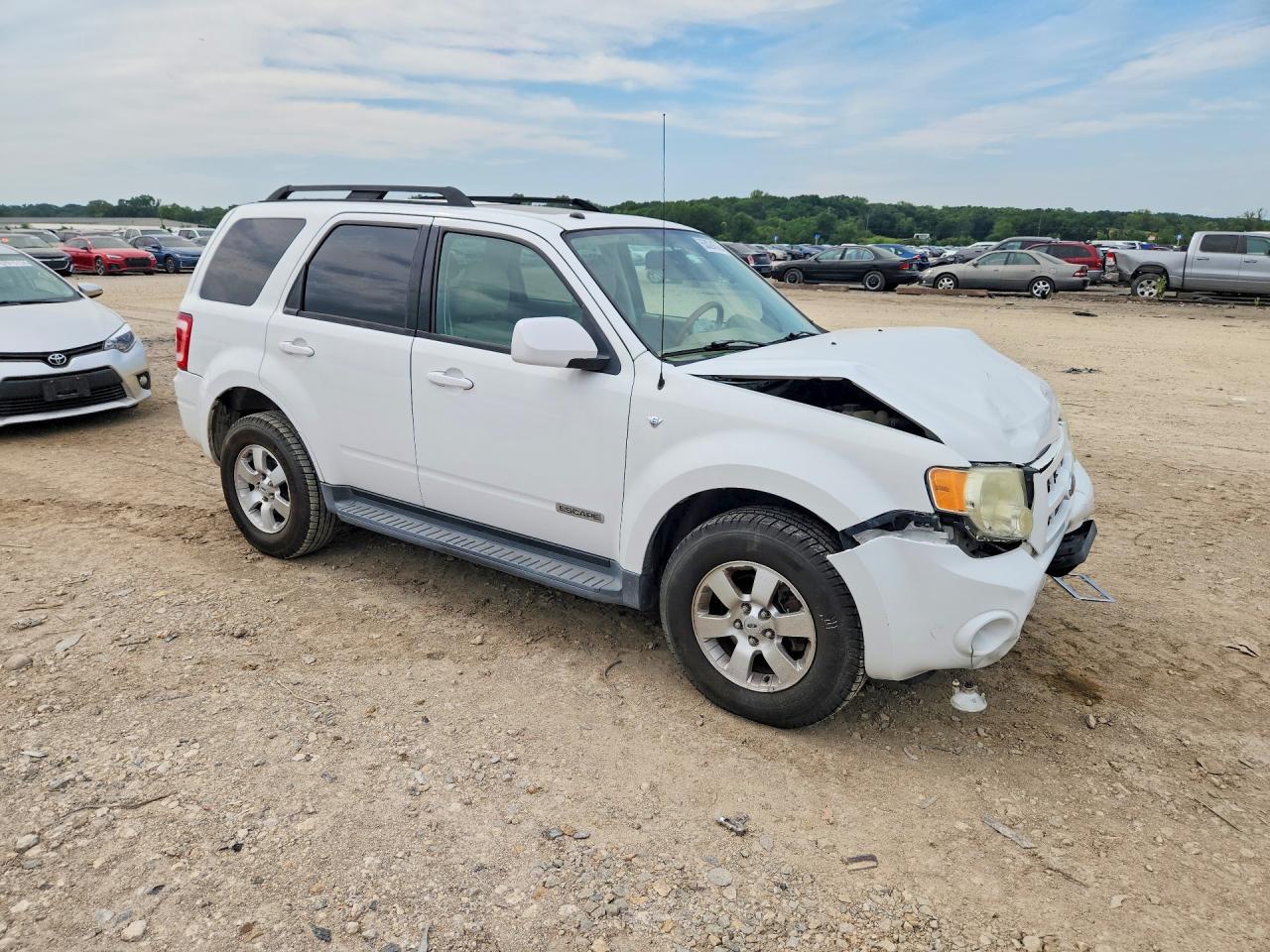 2008 Ford Escape Limited White vin: 1FMCU94188KA51430