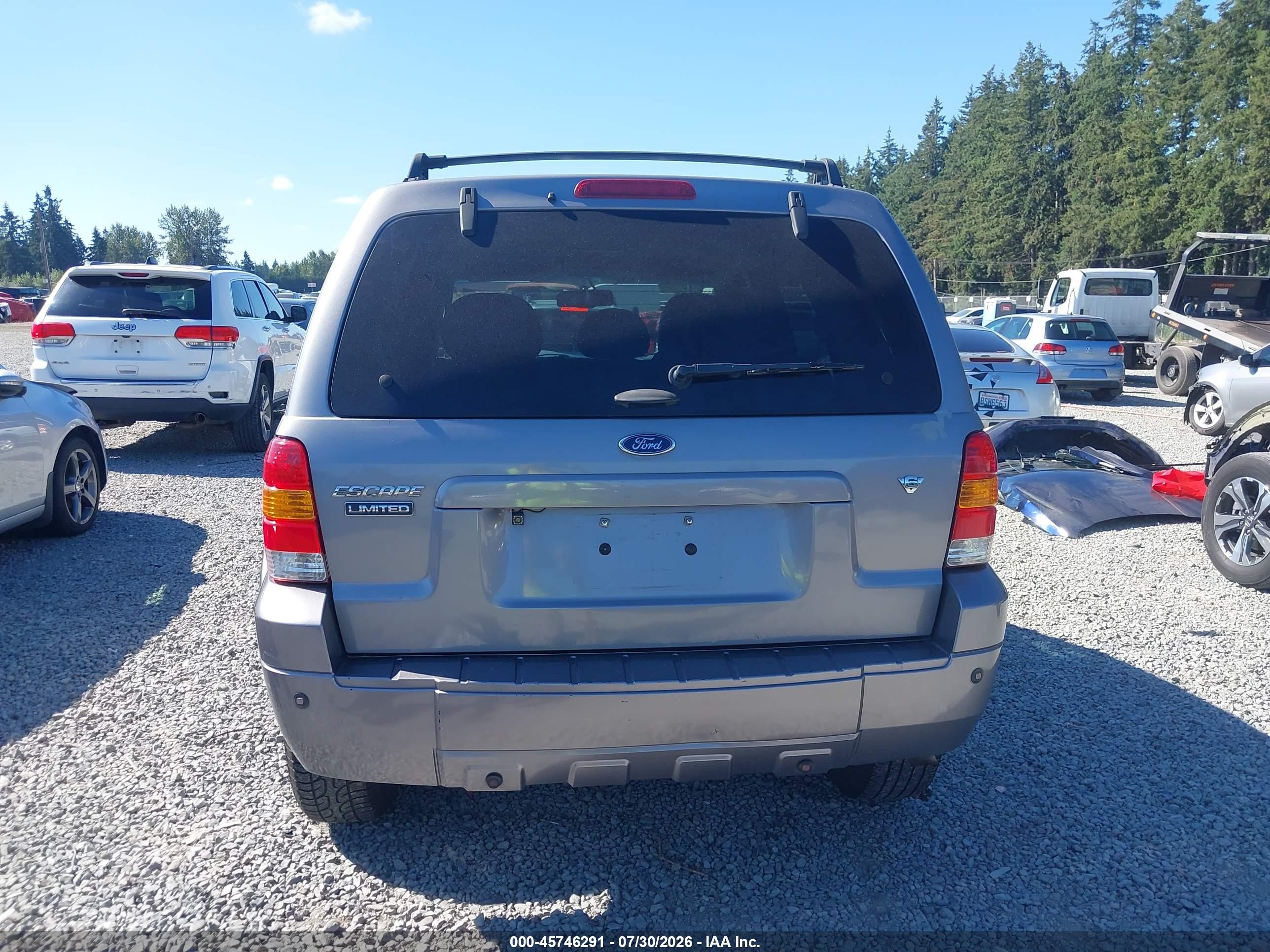 2007 Ford Escape Limited Silver vin: 1FMCU94197KA27085