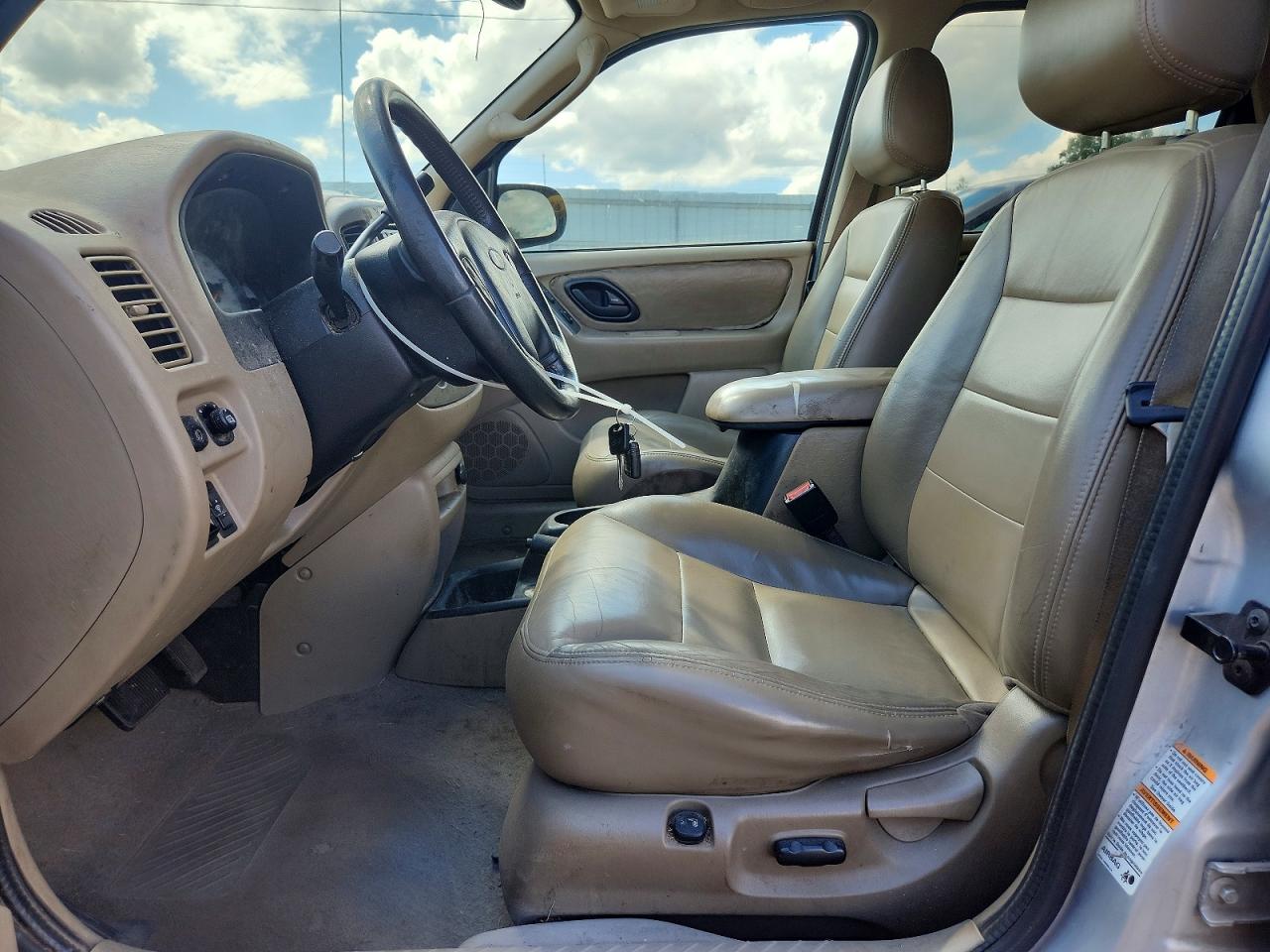 2004 Ford Escape Limited Silver vin: 1FMCU941X4KA44957