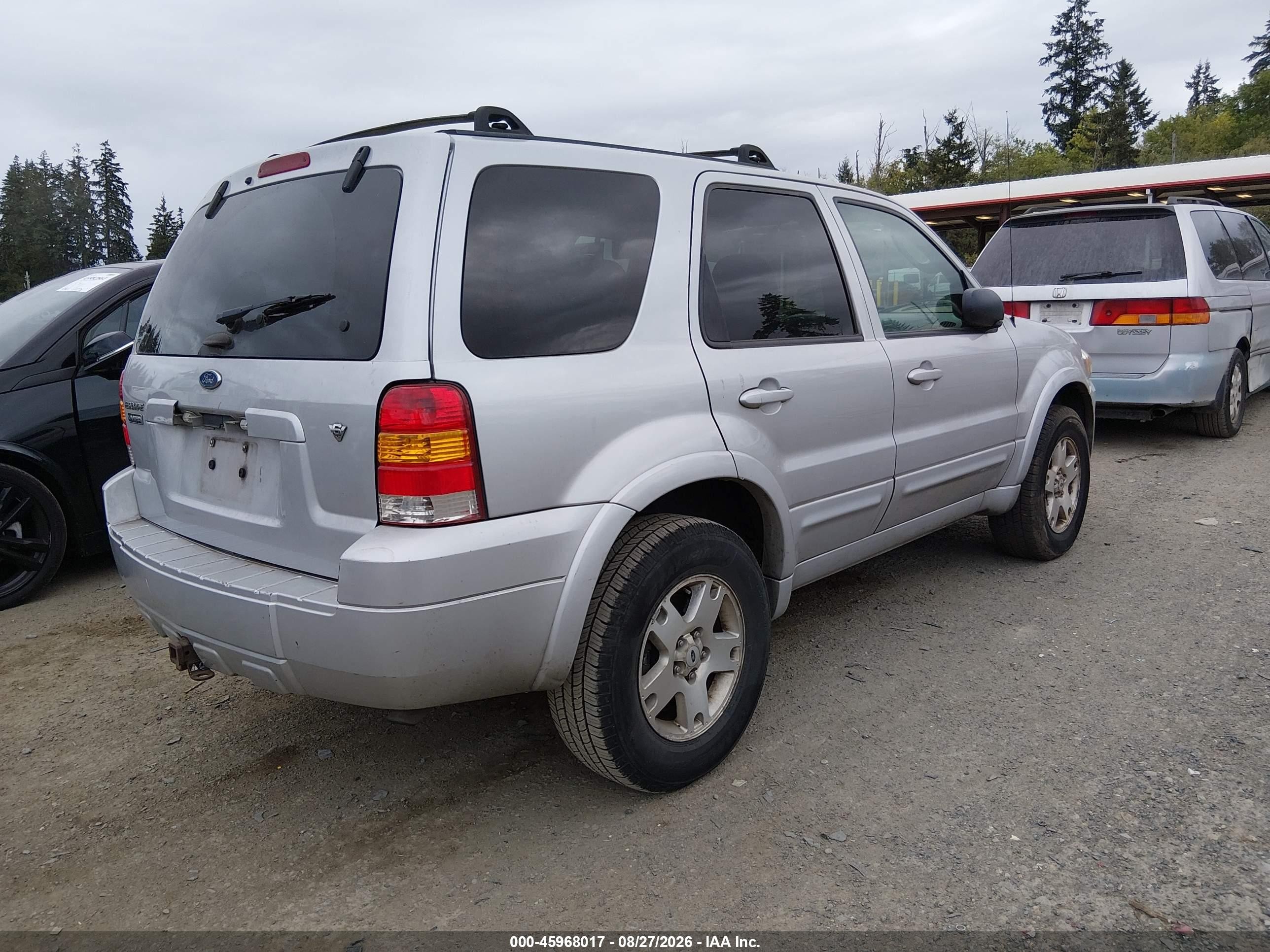 2007 Ford Escape Limited Серебряный vin: 1FMCU941X7KB43671