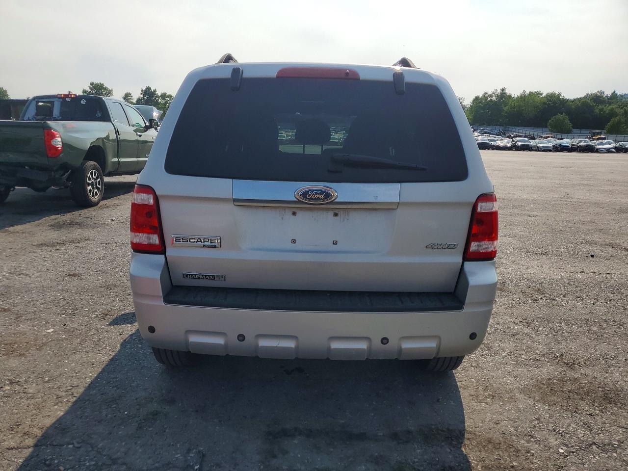 2008 Ford Escape Limited Silver vin: 1FMCU941X8KA02763