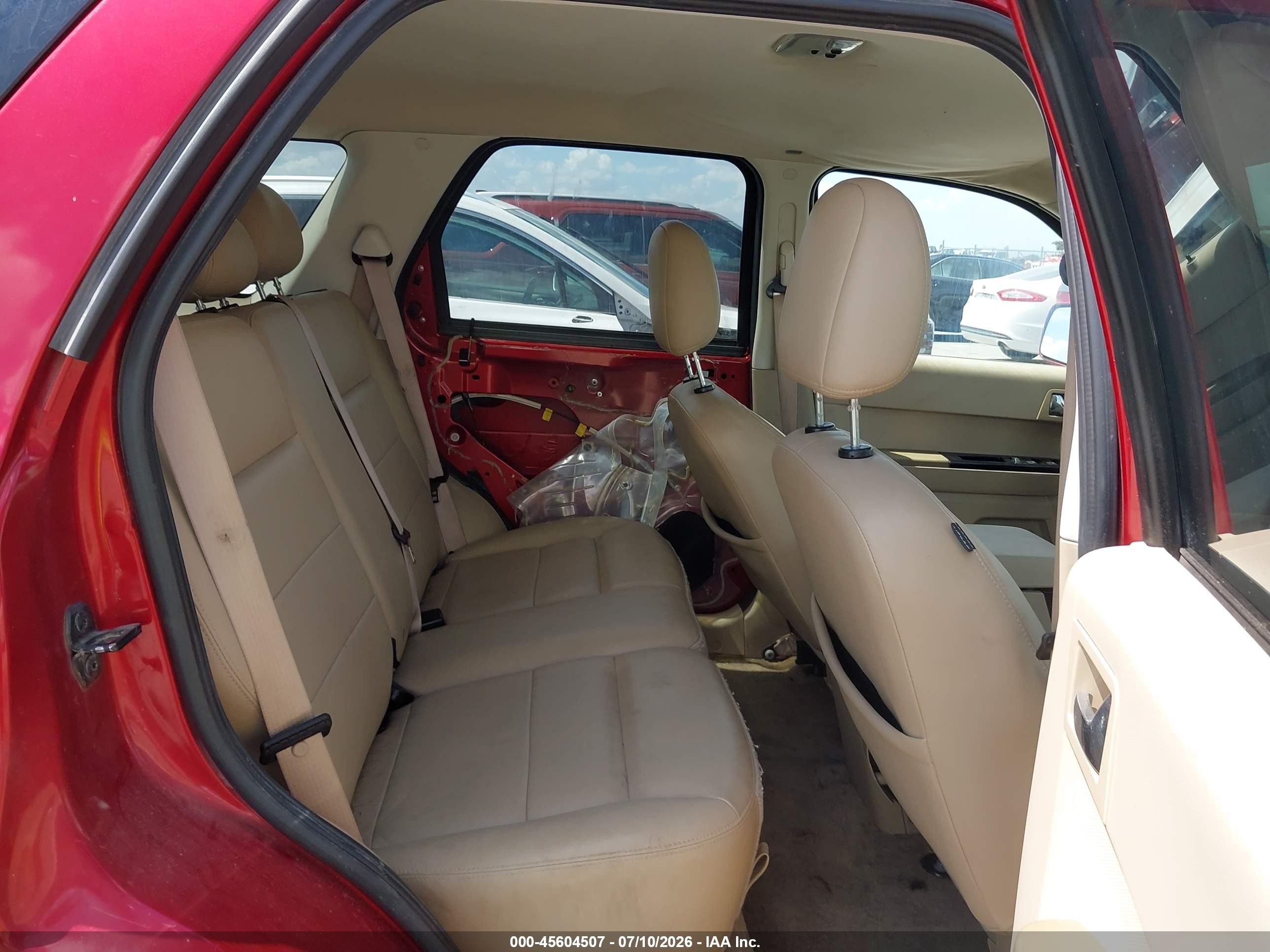 2008 Ford Escape Limited Red vin: 1FMCU941X8KA94960