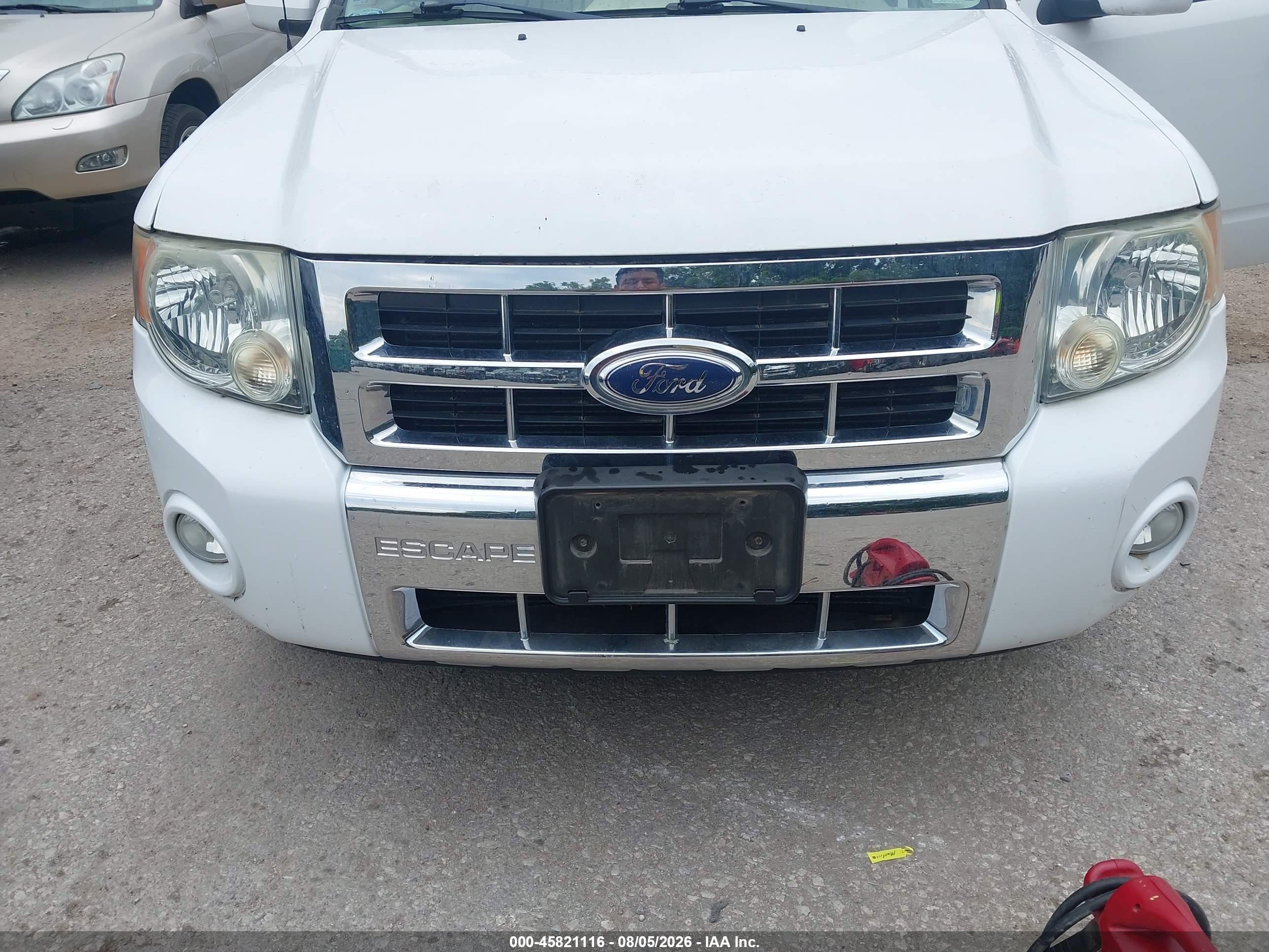 2008 Ford Escape Limited White vin: 1FMCU941X8KC38832