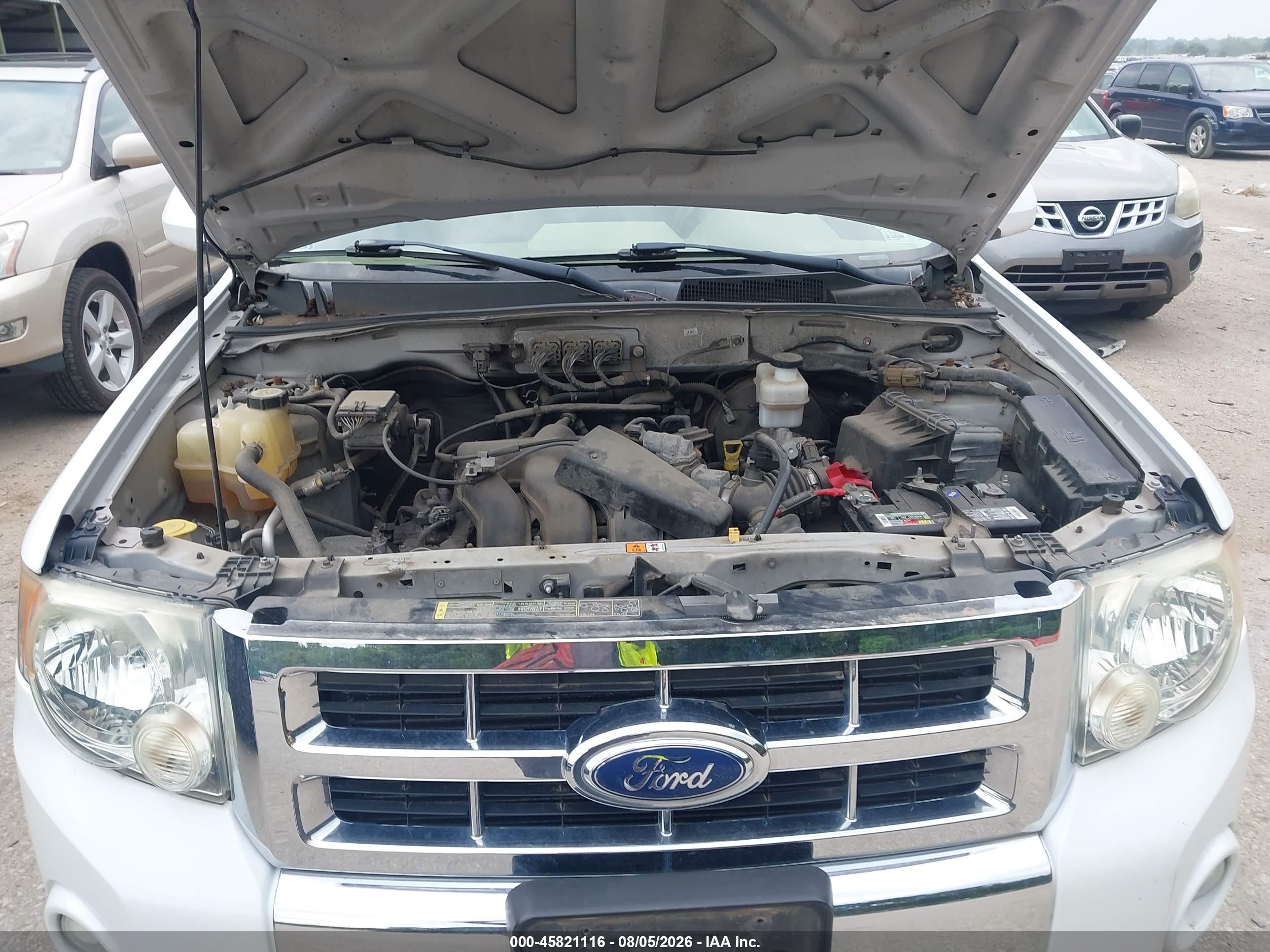 2008 Ford Escape Limited White vin: 1FMCU941X8KC38832